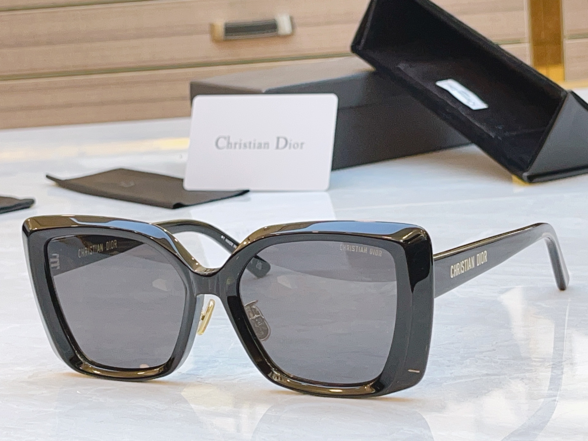 ，【DIO* 】迪*奥新款太阳镜，MODEL：CDMidnight S5F，SIZE：54口19-145