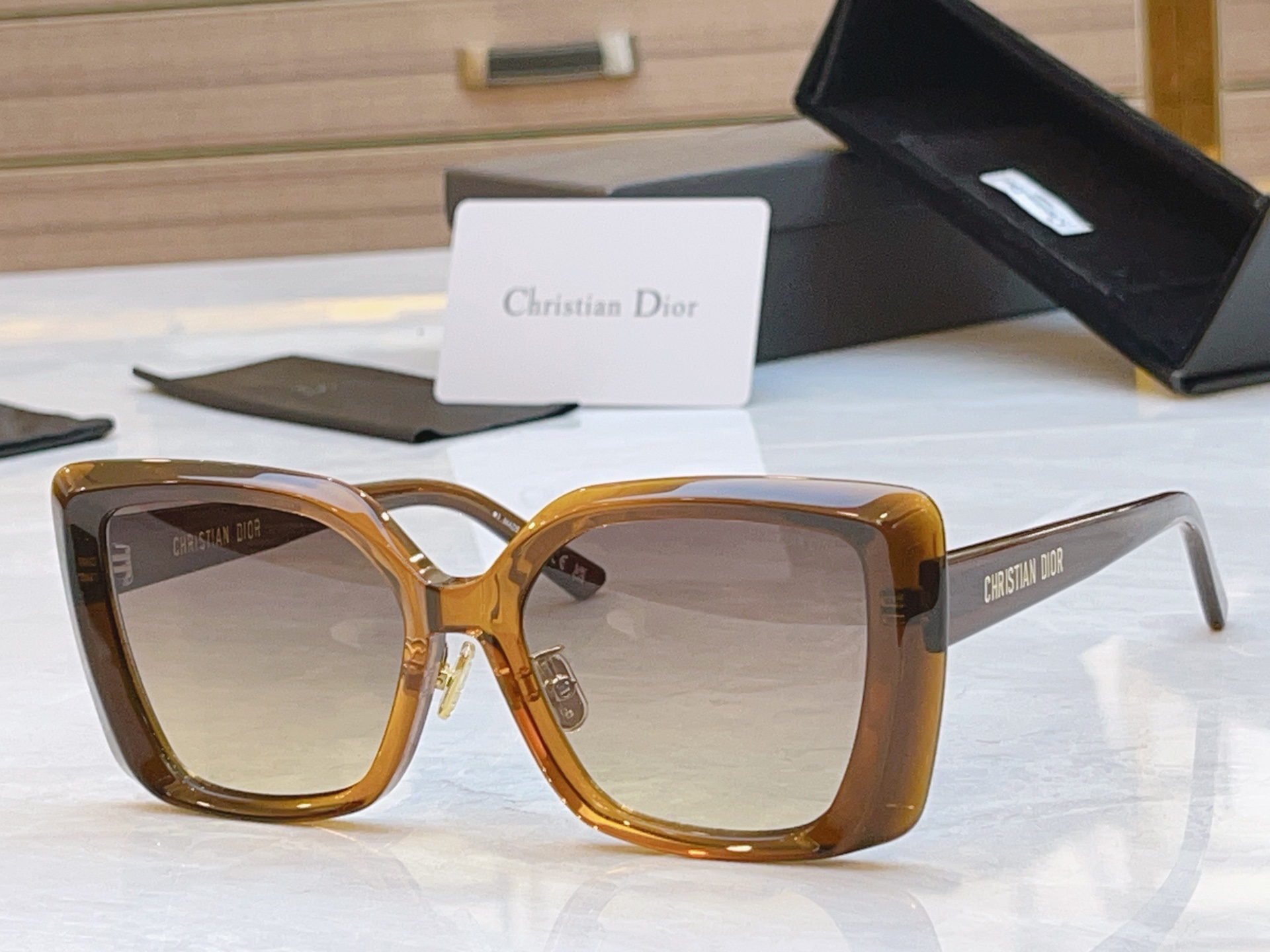 ，【DIO* 】迪*奥新款太阳镜，MODEL：CDMidnight S5F，SIZE：54口19-145