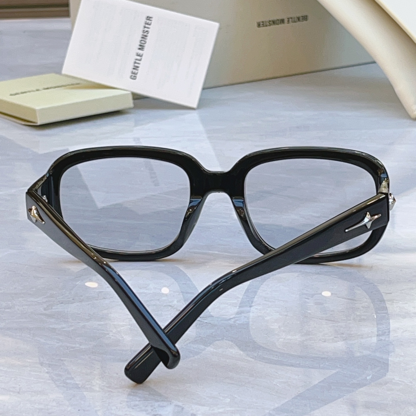 ，【GENTLE MONST*】GM新款太阳镜，MODEL：NOIZER，size：58口21-135