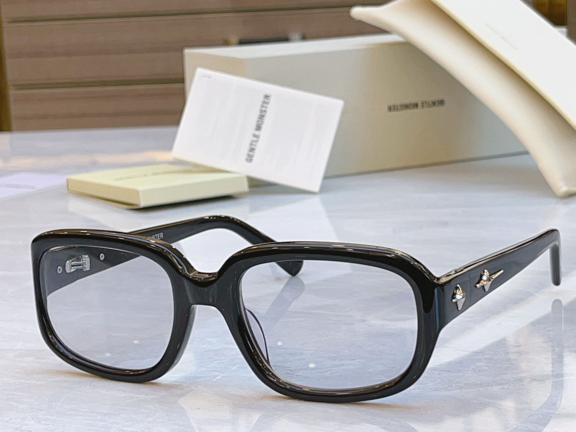 ，【GENTLE MONST*】GM新款太阳镜，MODEL：NOIZER，size：58口21-135