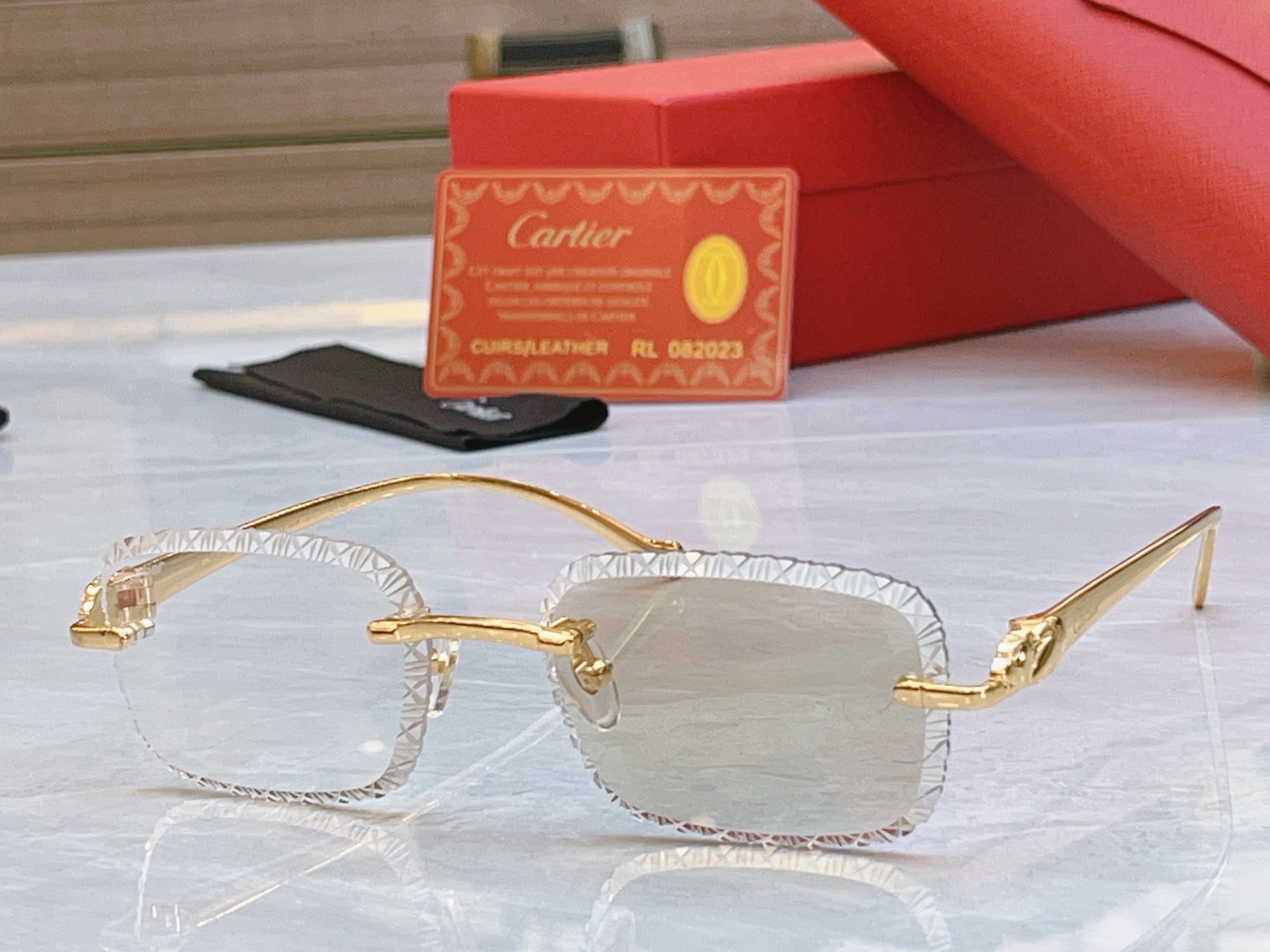 变色，【CARTIE*】卡地*亚新款太阳镜，CT06122W，size: 52口20-135