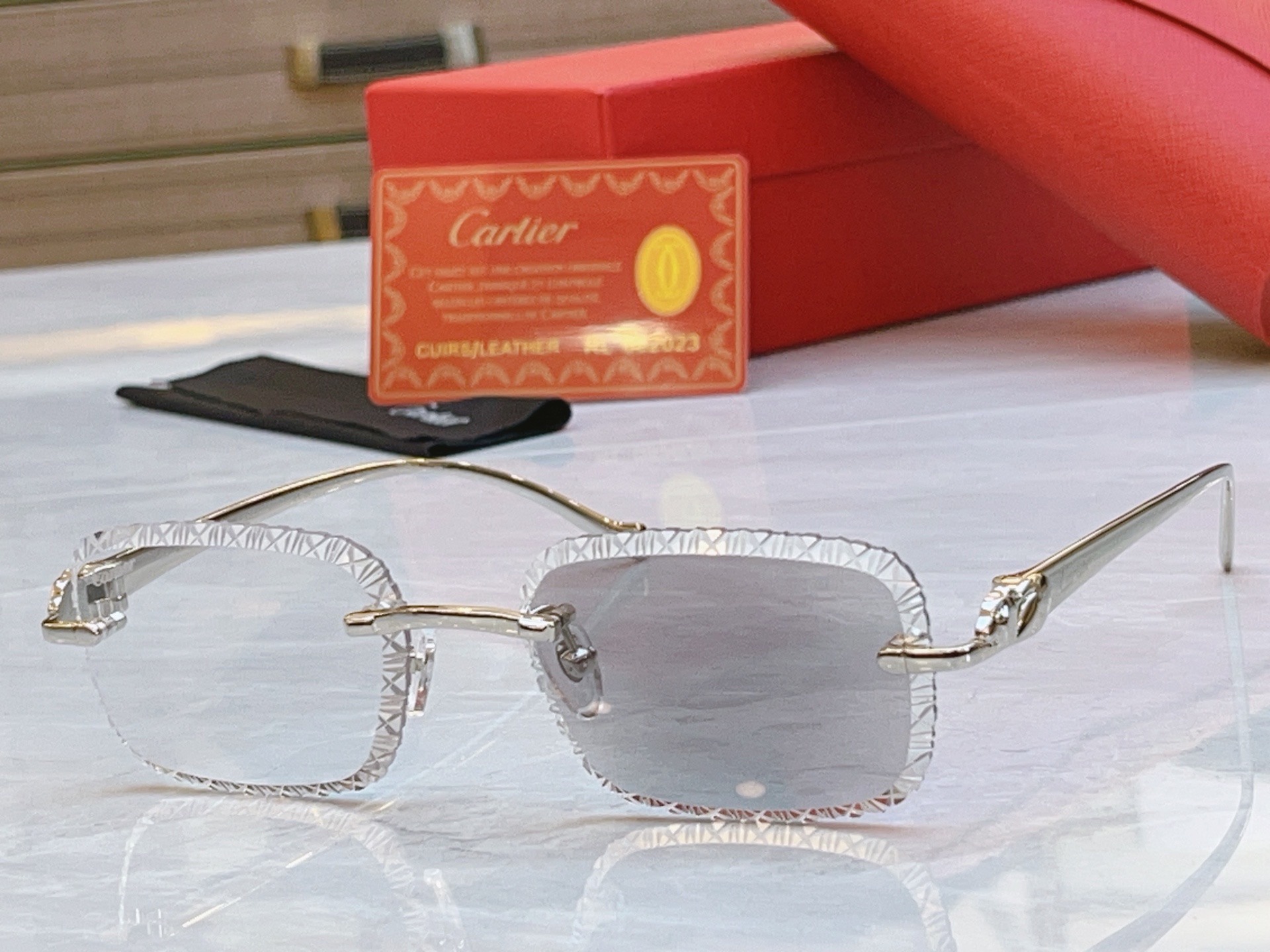 NO:374856,Color change,【CARTIE*】Cartier*A new sunglasses, CT06122W, size: 52-door 20-135 glasses, sunglasses, glasses, cartier19860909变色,【CARTIE*】卡地*亚新款太阳镜,CT06122W,size: 52口20-135眼镜墨镜太阳镜,眼镜,cartier,glasses