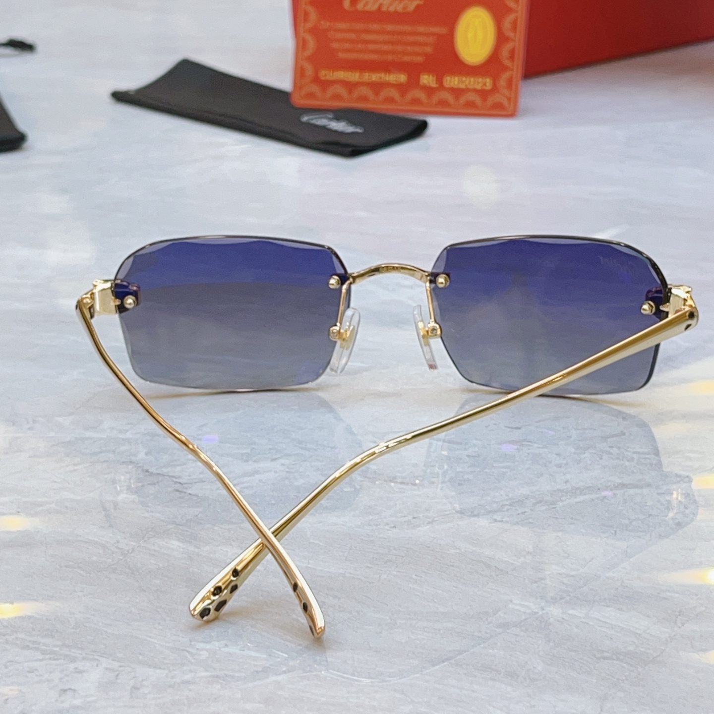 ，【CARTIE*】卡地*亚新款太阳镜，Mod:CT0494O，Size:56口18-140