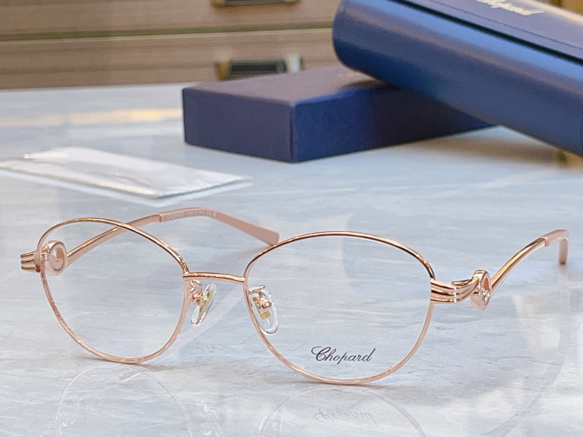 ，【ChoPar*】肖*邦新款太阳镜，MODEL：VCHA54J，SIZE：52口19-140