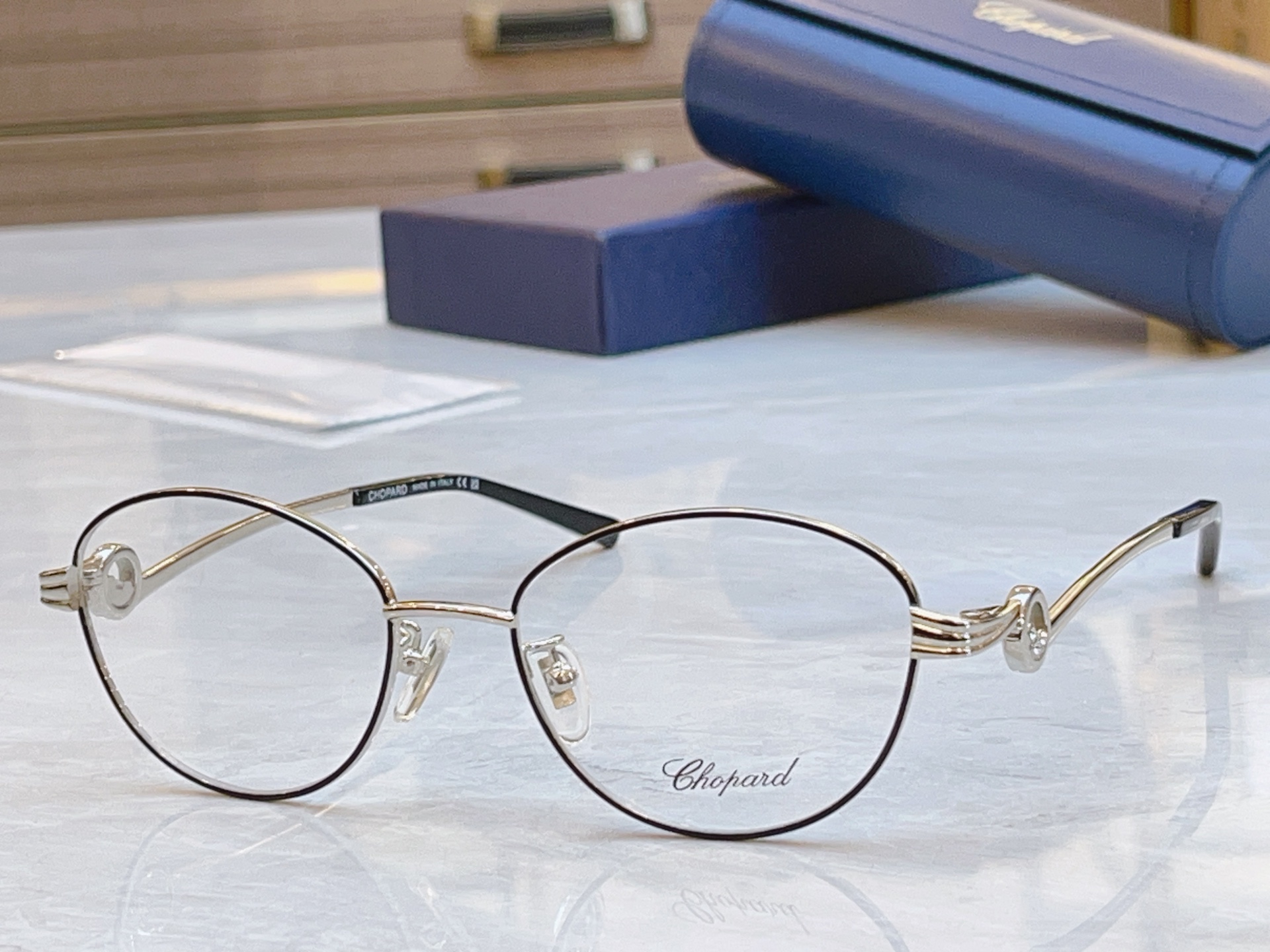 ，【ChoPar*】肖*邦新款太阳镜，MODEL：VCHA54J，SIZE：52口19-140