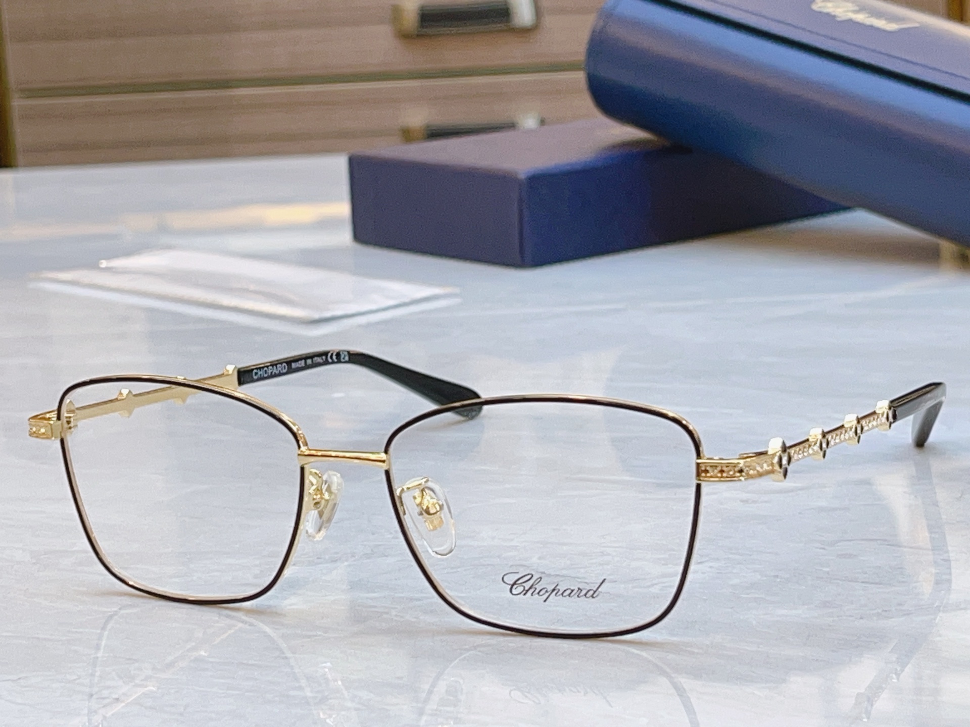 ，【ChoPar*】肖*邦新款太阳镜，MODEL：VCHG65S，SIZE：53口17-140