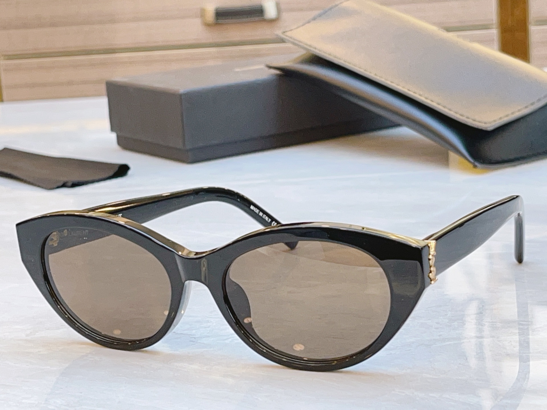 ，【SAINT LAUREN*】圣罗*兰新款眼镜架，MODEL：SL M148/F，SIZE：54口18