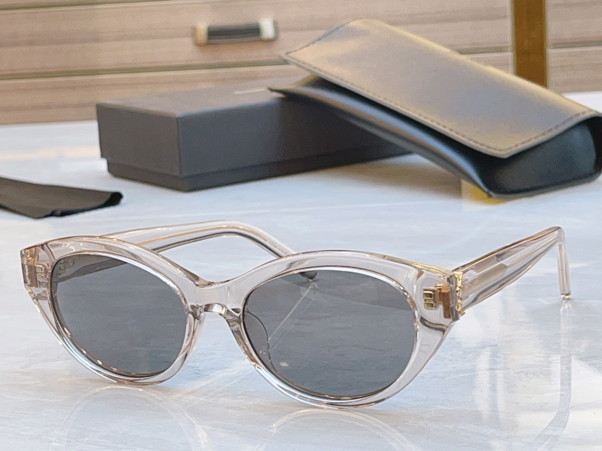 ，【SAINT LAUREN*】圣罗*兰新款眼镜架，MODEL：SL M148/F，SIZE：54口18