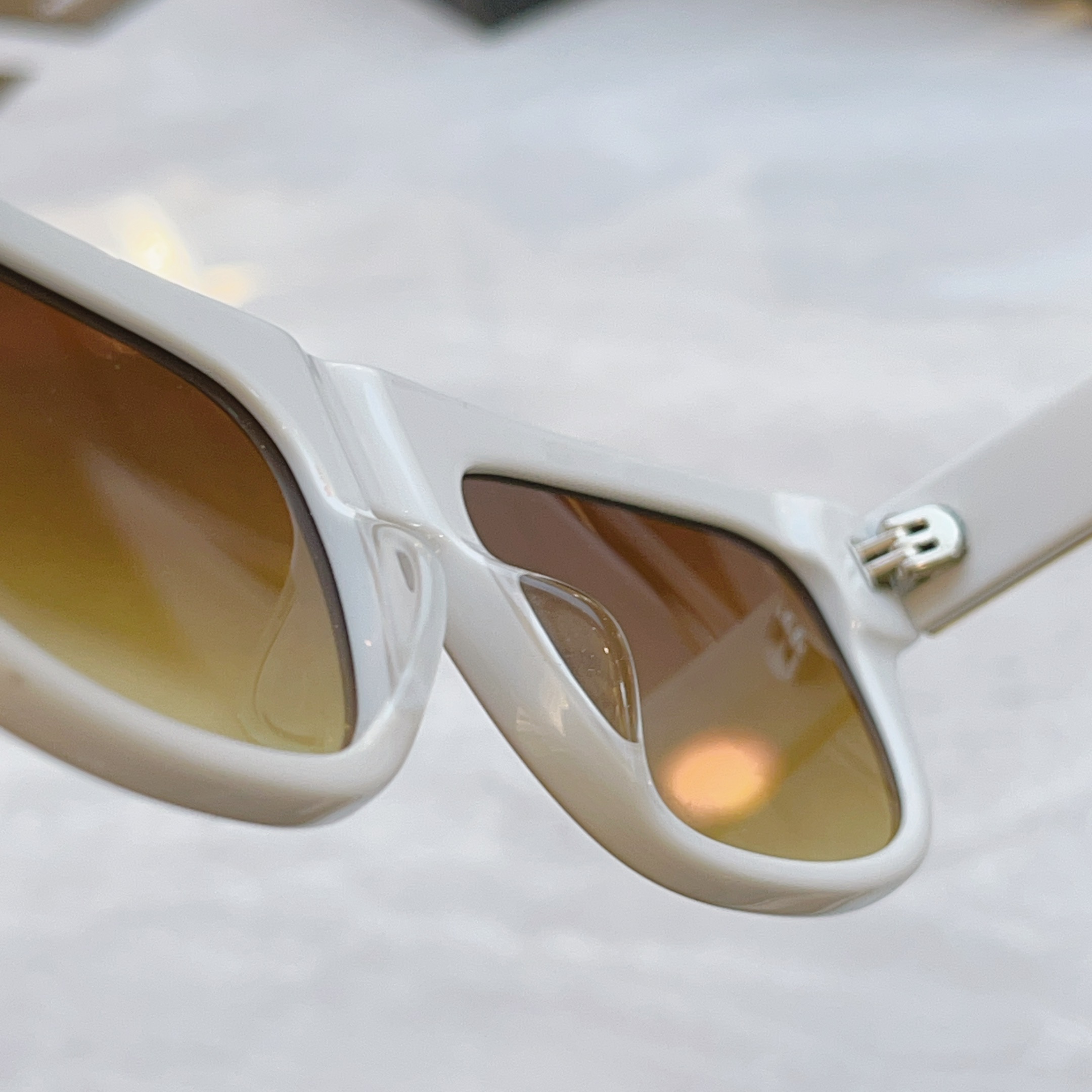 ，【DOLCE & GABBAN*】D*G新款太阳镜，MODEL：DG4432，SIZE：53口18-1