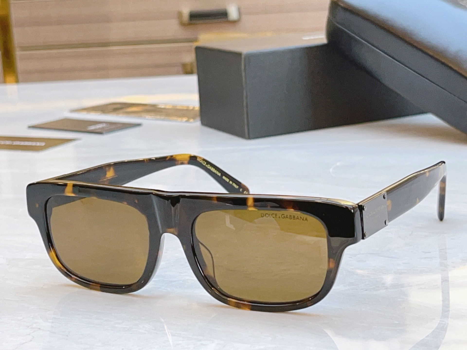 ，【DOLCE & GABBAN*】D*G新款太阳镜，MODEL：DG4432，SIZE：53口18-1