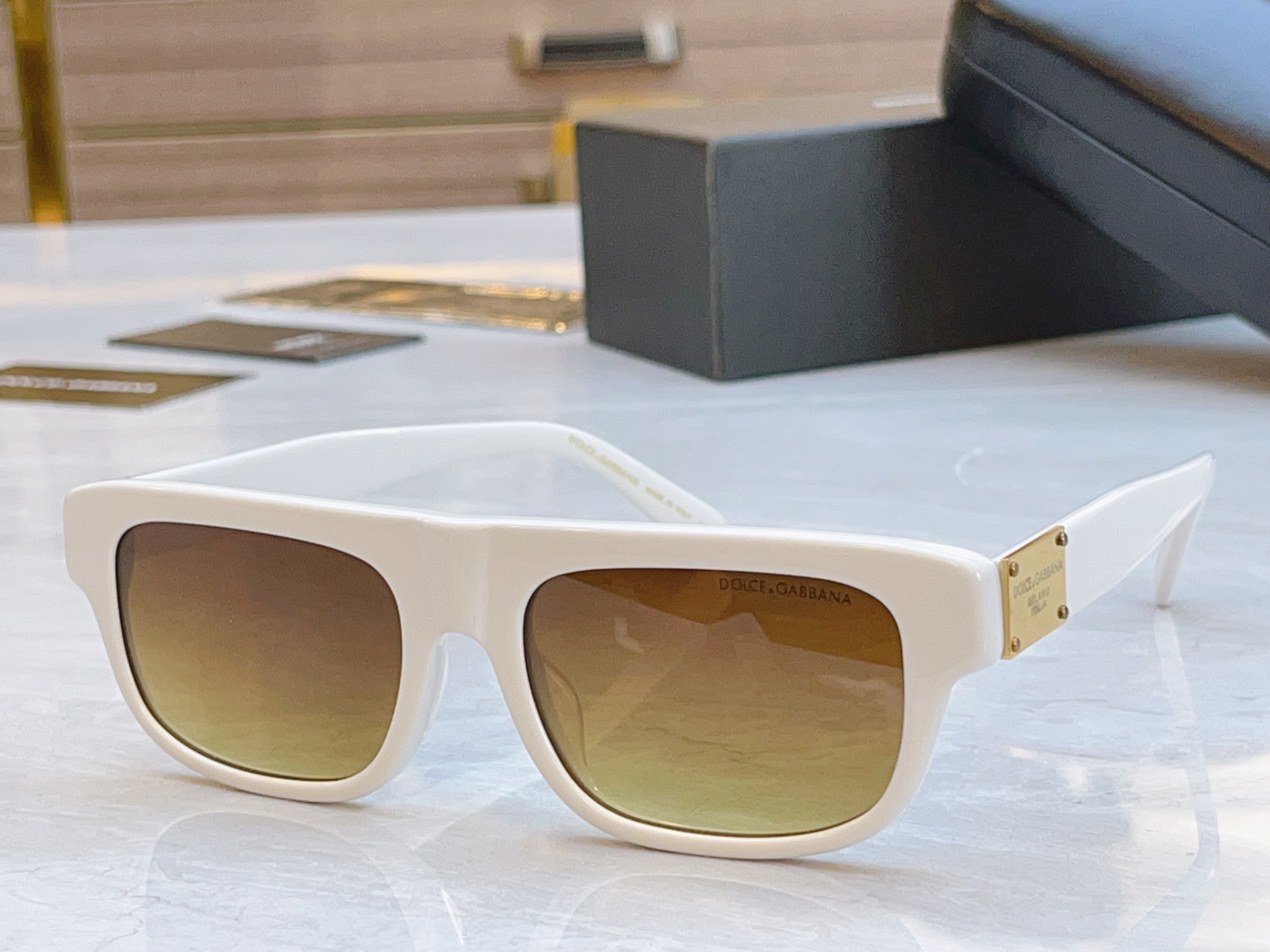 ，【DOLCE & GABBAN*】D*G新款太阳镜，MODEL：DG4432，SIZE：53口18-1