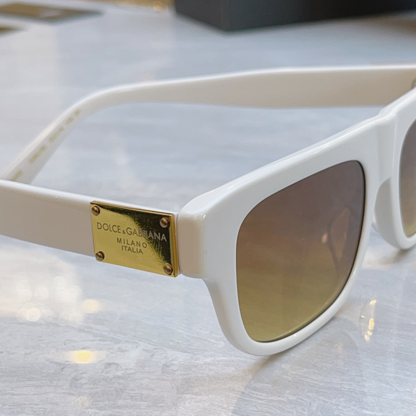 ，【DOLCE & GABBAN*】D*G新款太阳镜，MODEL：DG4432，SIZE：53口18-1