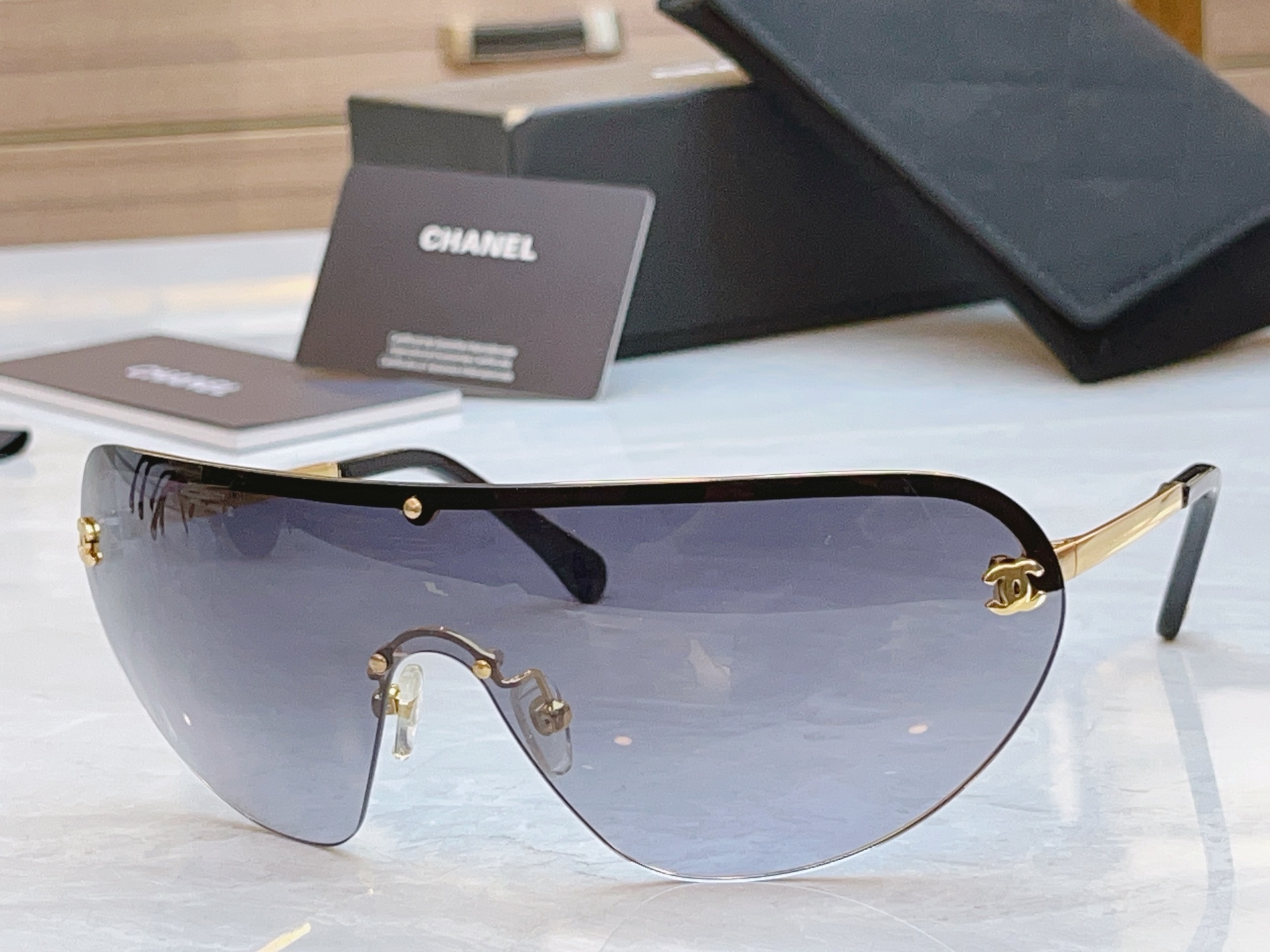 ，【CHANE*】香奈儿新款太阳镜🕶️🕶️，MODEL：CH9572，SIZE：153口0-122