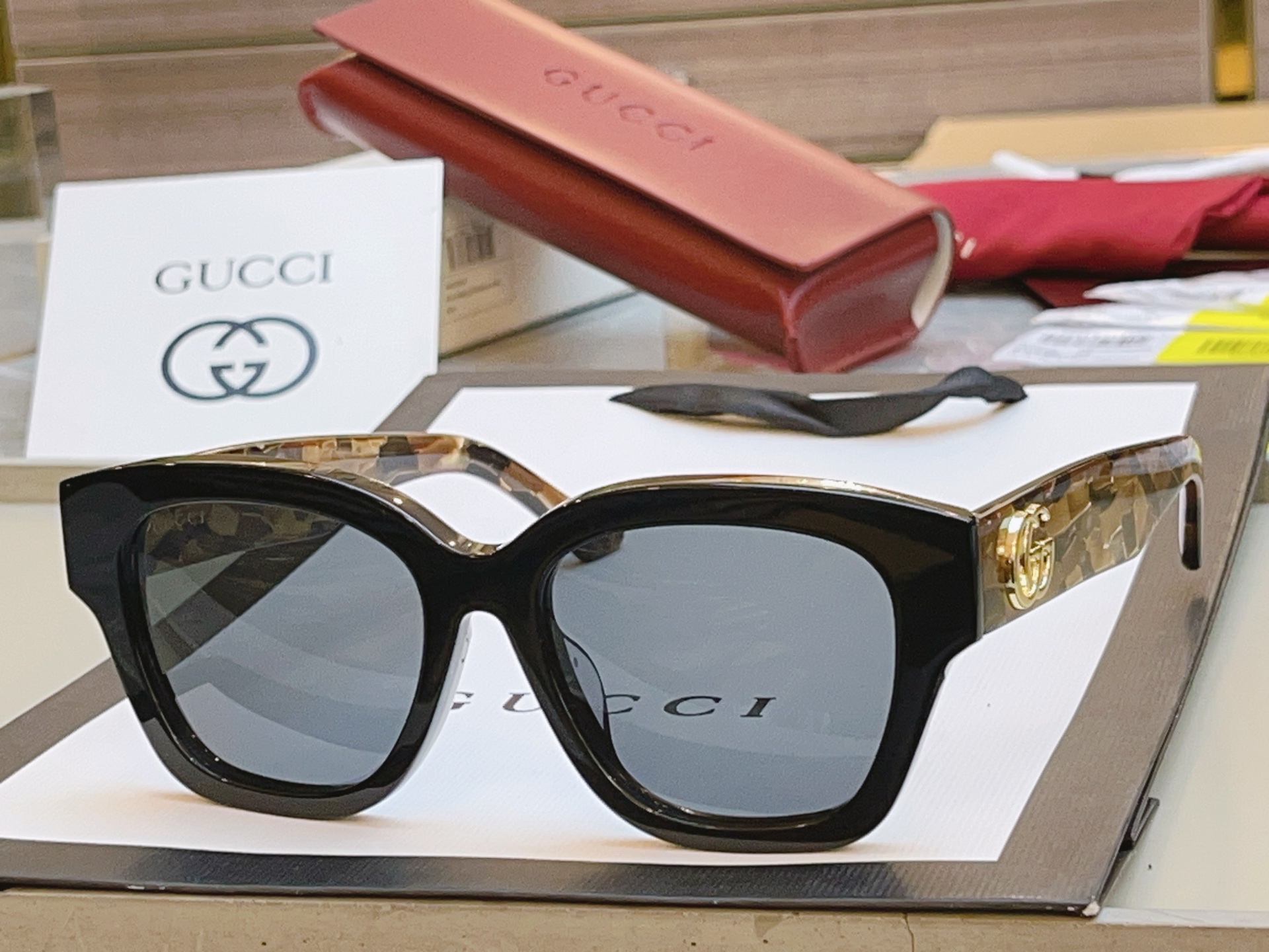 ，【GUCC*】古*驰新款太阳镜🕶️🕶️，MODEL：GG1550SK，SIZE：54口18-150