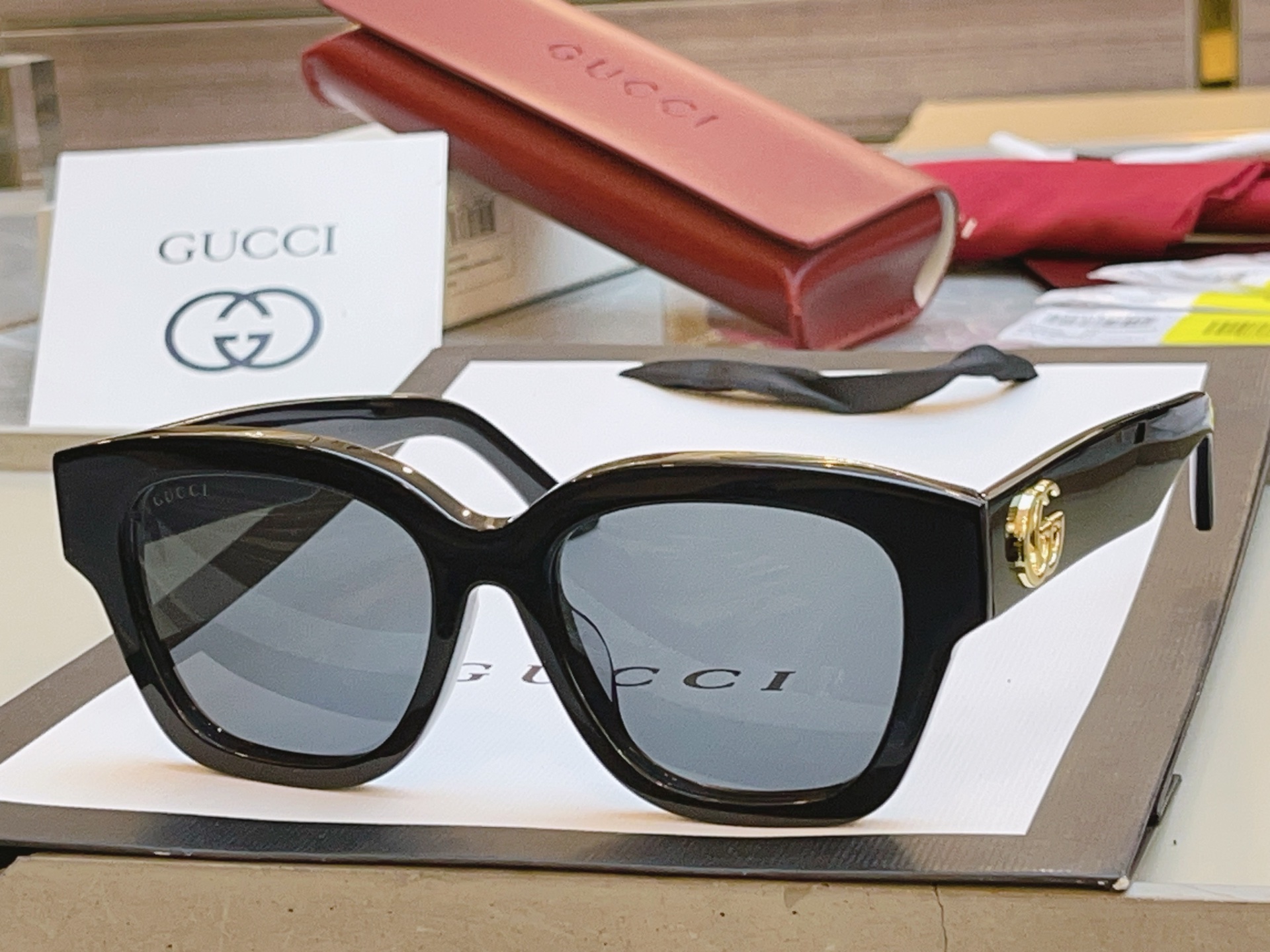 ，【GUCC*】古*驰新款太阳镜🕶️🕶️，MODEL：GG1550SK，SIZE：54口18-150