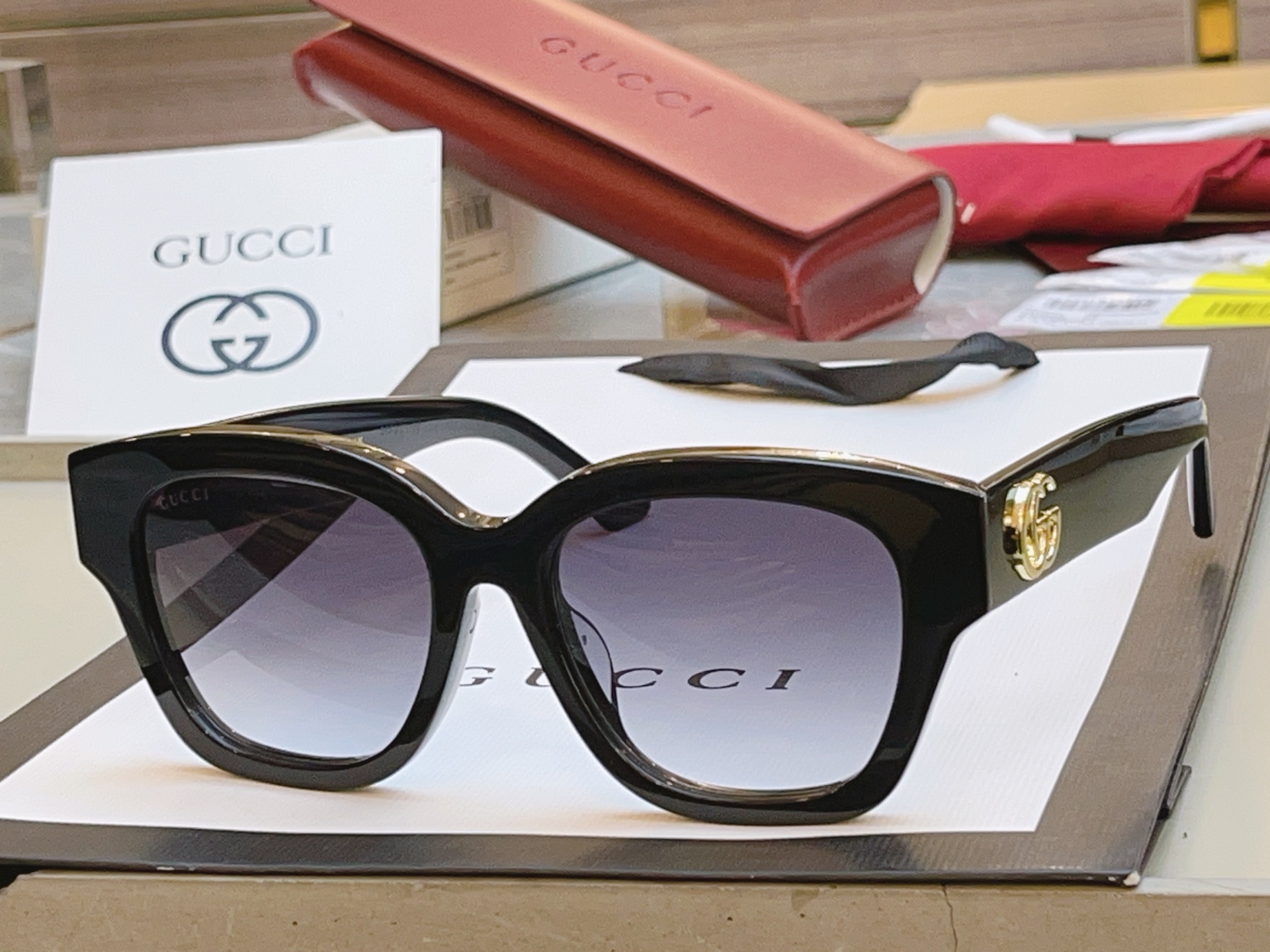 ，【GUCC*】古*驰新款太阳镜🕶️🕶️，MODEL：GG1550SK，SIZE：54口18-150