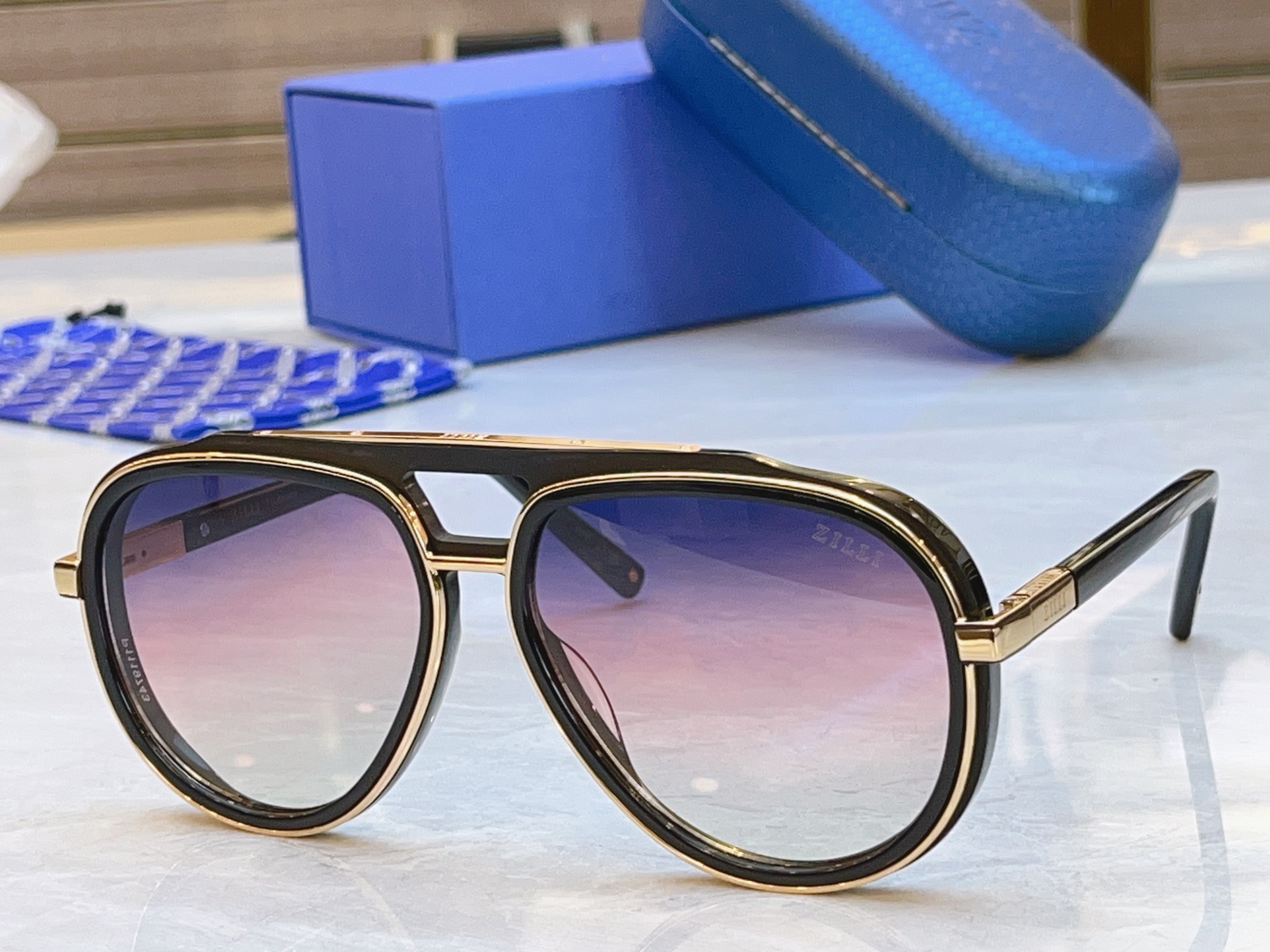 ，【ZEIZ*】蔡*司新款太阳镜，MODEL：ZI80125，SIZE：60口15-143
