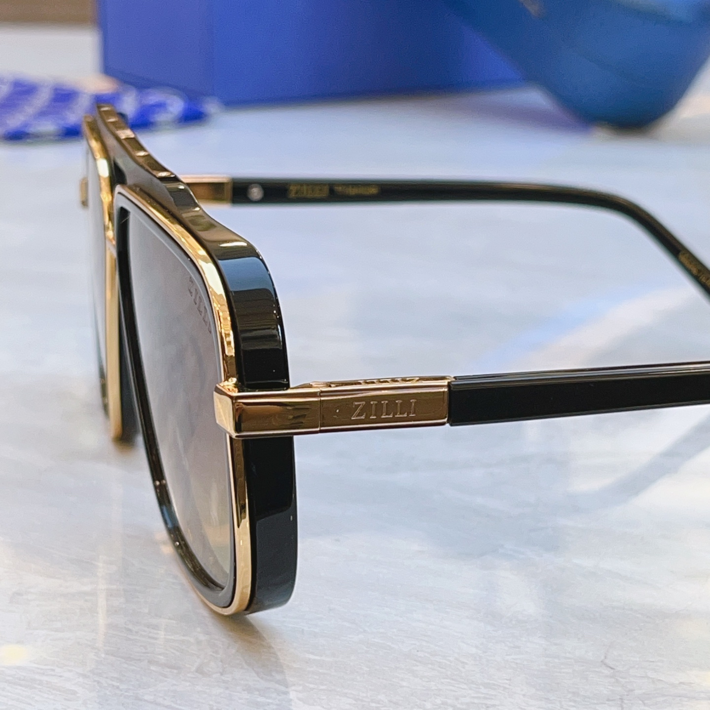 ，【ZEIZ*】蔡*司新款太阳镜，MODEL：ZI65065，SIZE：61口14-143