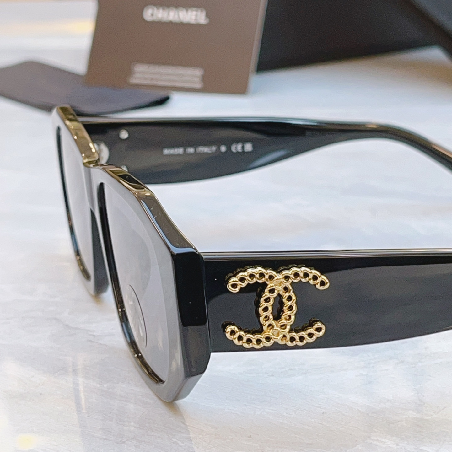 ，【CHANE*】香奈儿新款太阳镜🕶️🕶️，MODEL：CH5554，SIZE：55口18-145