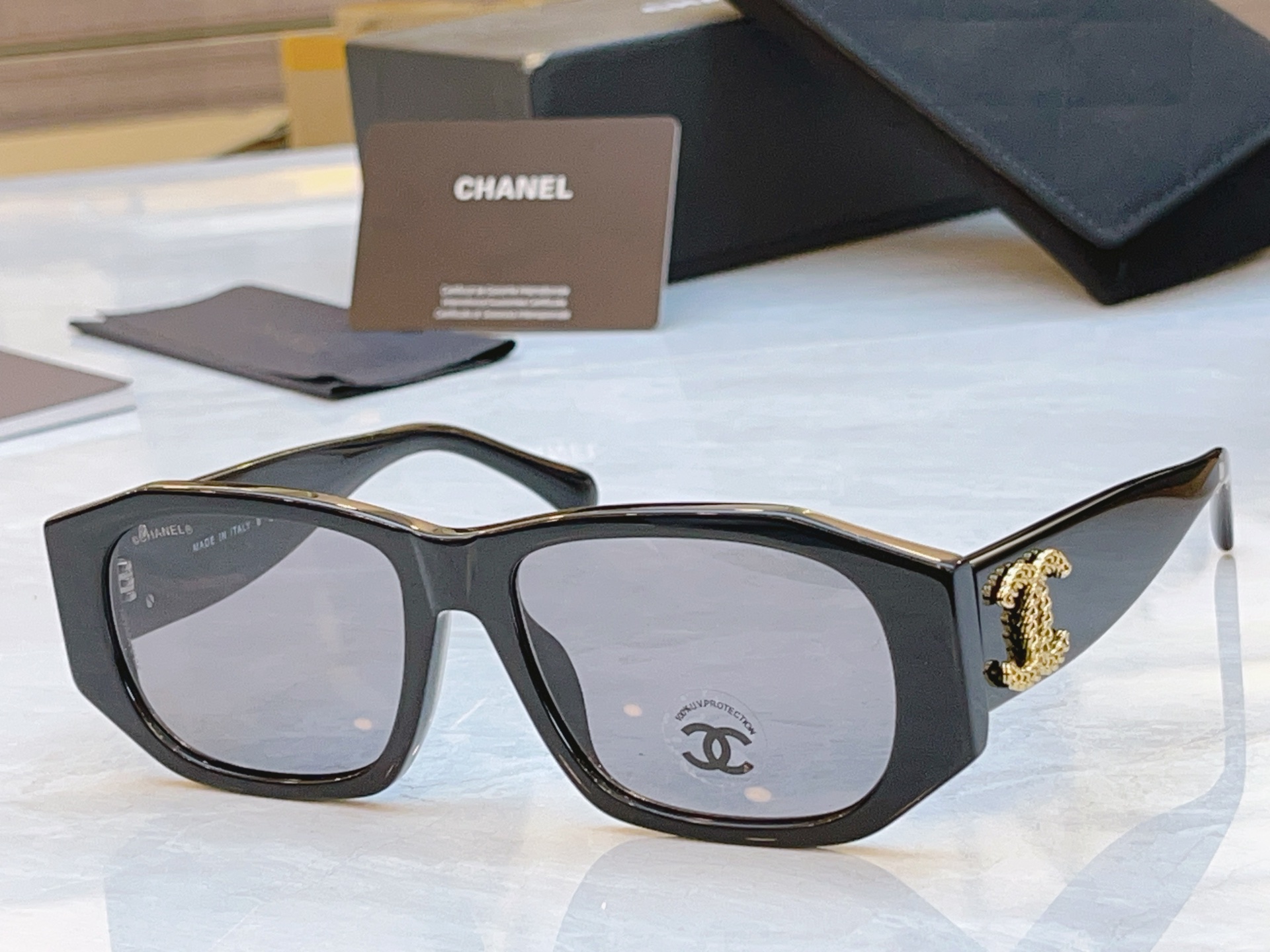 ，【CHANE*】香奈儿新款太阳镜🕶️🕶️，MODEL：CH5554，SIZE：55口18-145