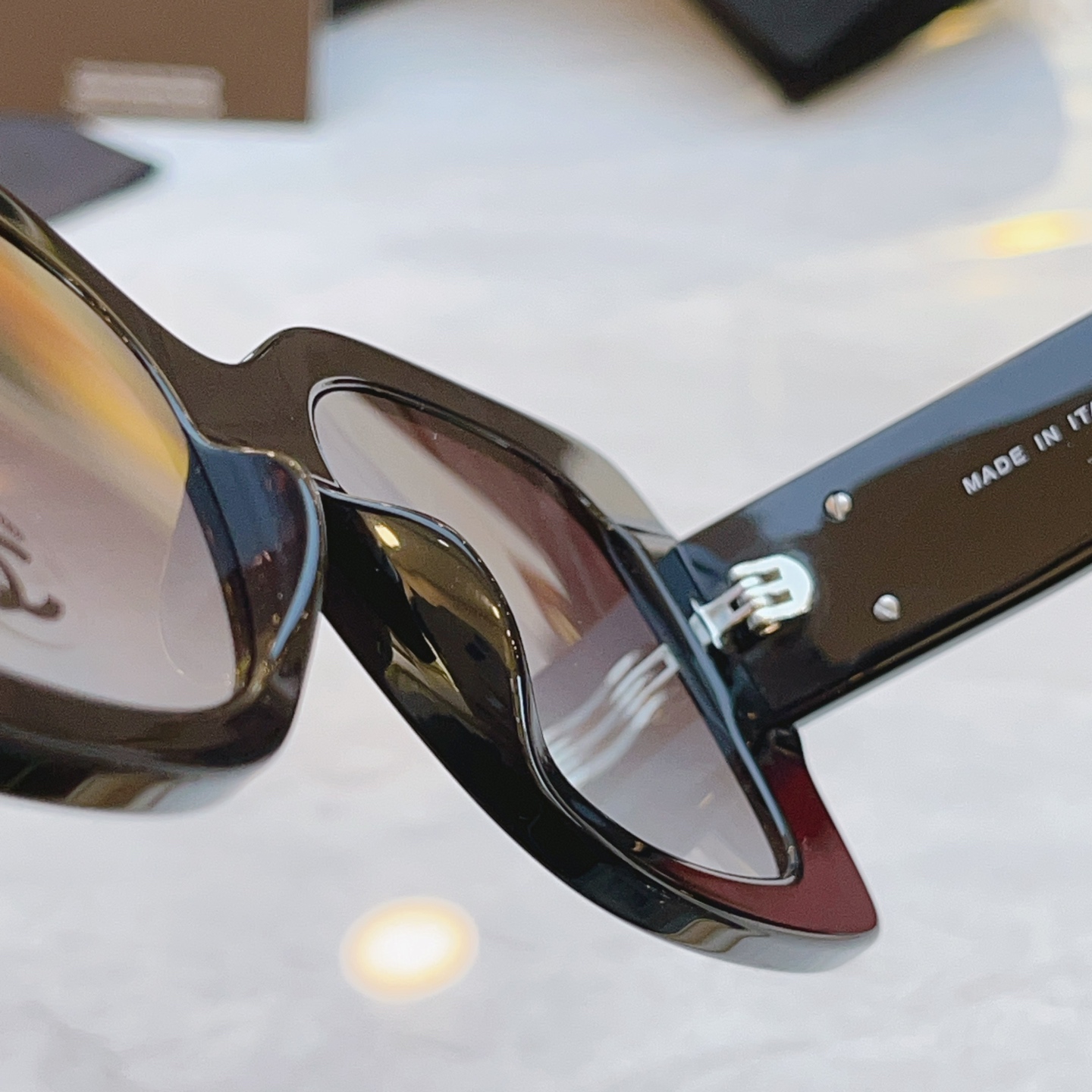 ，【CHANE*】香奈儿新款太阳镜🕶️🕶️，MODEL：CH5555，SIZE：54口19-145