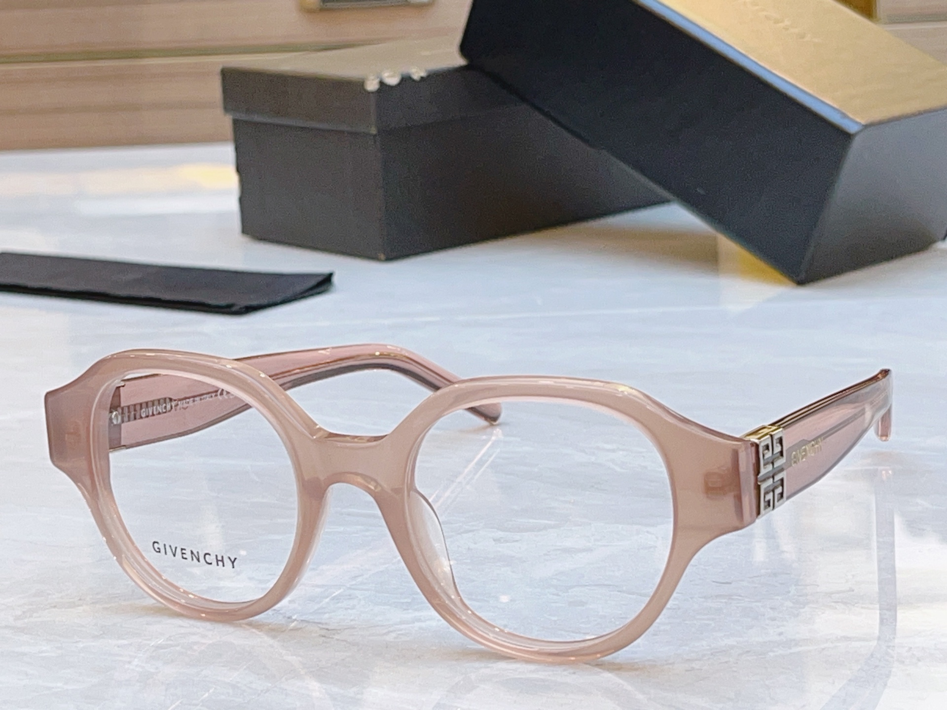 ，【GIVENCH*】纪梵*希新款眼镜架，MODEL：GV50083L，SIZE：52口20-145