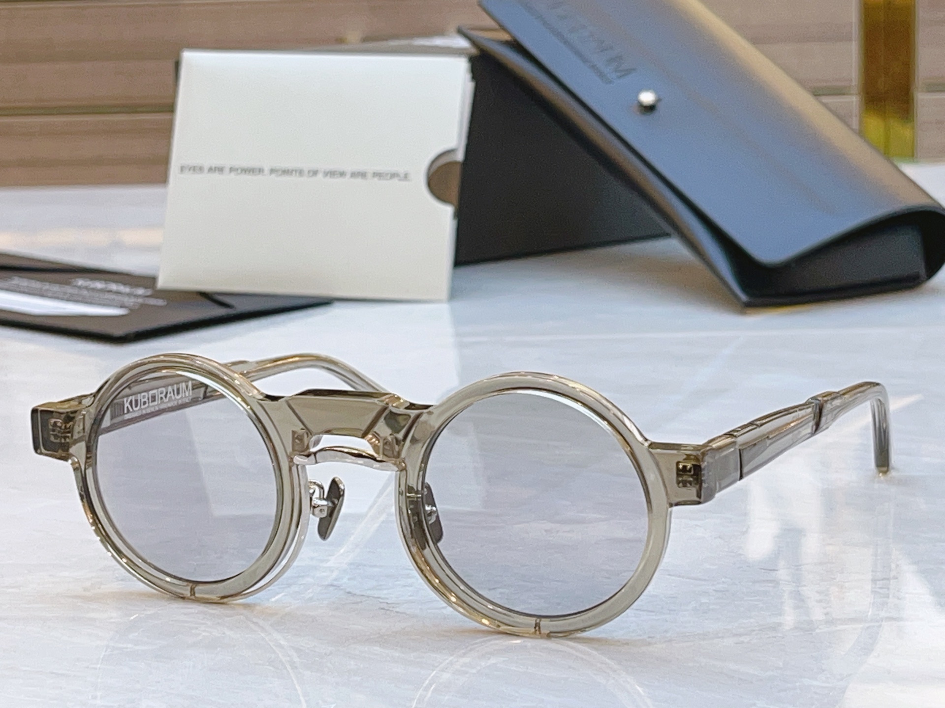 配送盒子，【KUB口RAU*】新款太阳镜，MODEL：Maske N3，SIZE:44口24-145