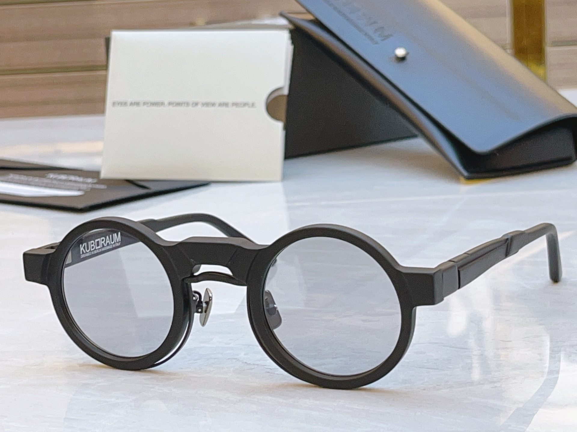 配送盒子，【KUB口RAU*】新款太阳镜，MODEL：Maske N3，SIZE:44口24-145