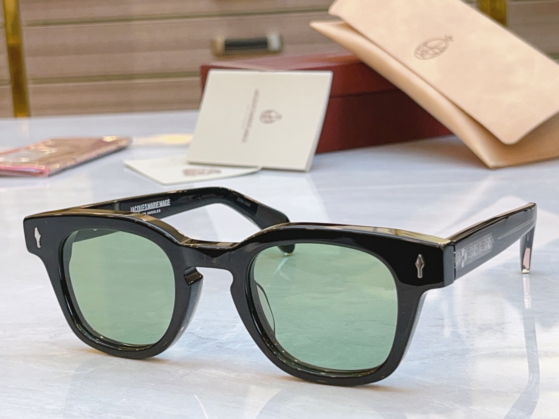 配送盒子，【Jacques Marie Mag*】 JMM新款太阳镜，Model：Julien，Size
