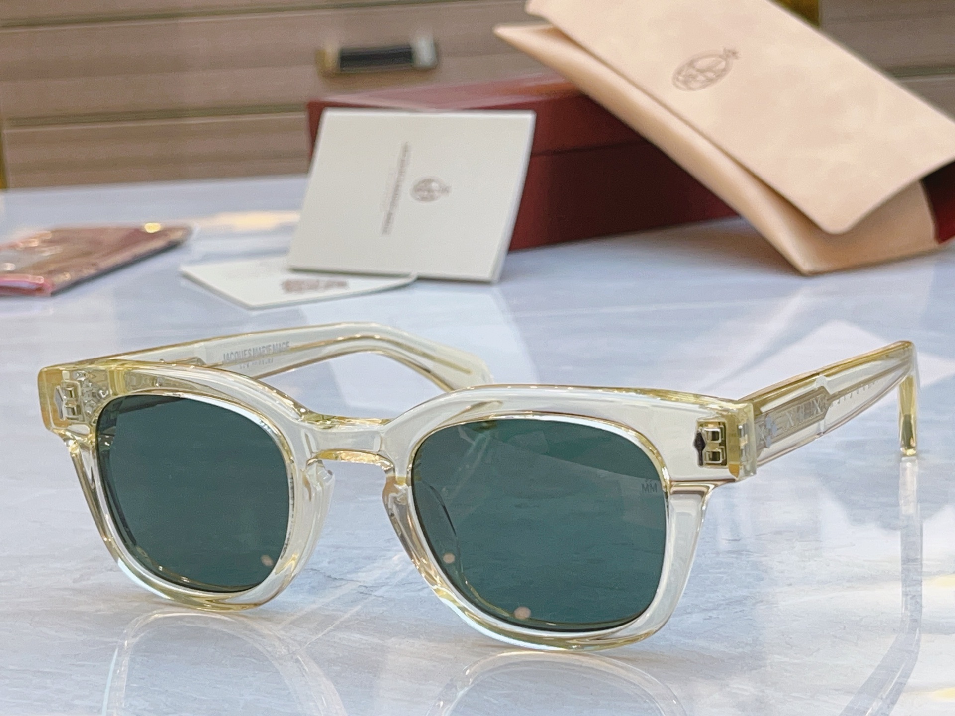 配送盒子，【Jacques Marie Mag*】 JMM新款太阳镜，Model：Julien，Size