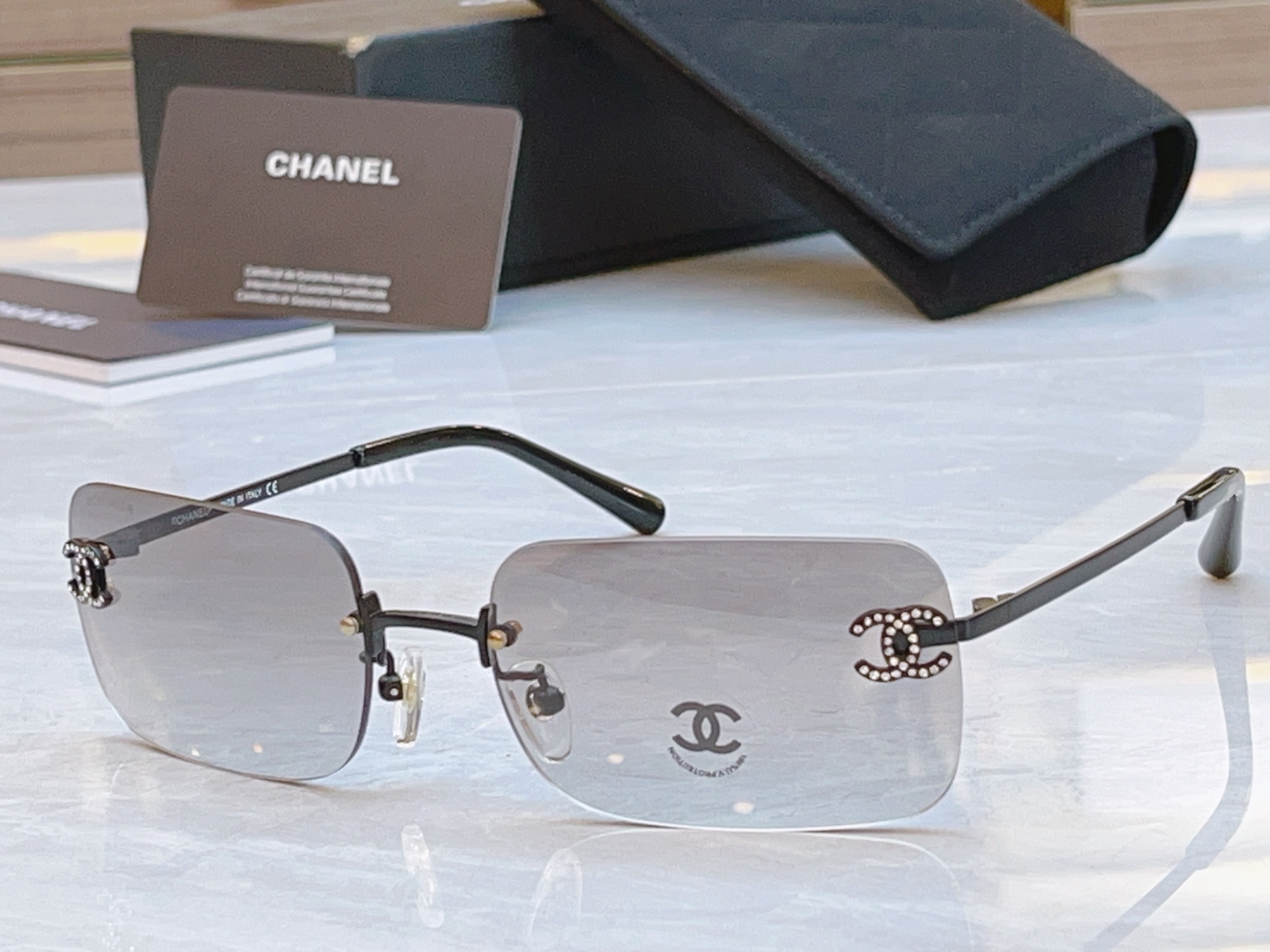 ，【CHANE*】香奈儿新款太阳镜🕶️🕶️，MODEL：CH4017-D，SIZE：62口17-120