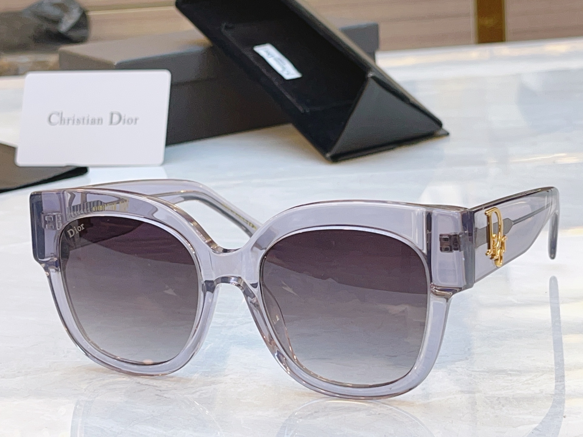 ，【DIO* 】迪*奥新款太阳镜，MODEL：DSGTA12UCR，SIZE：54口20-142