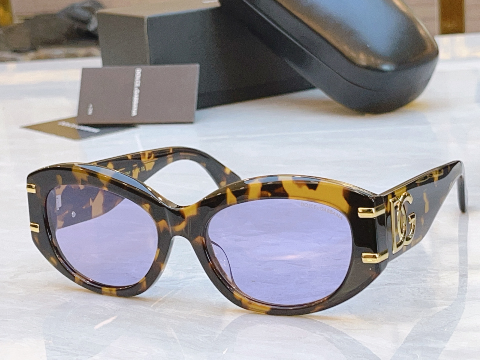 ，【DOLCE & GABBAN*】D*G新款太阳镜，MODEL：DG4502，SIZE：56口19-1