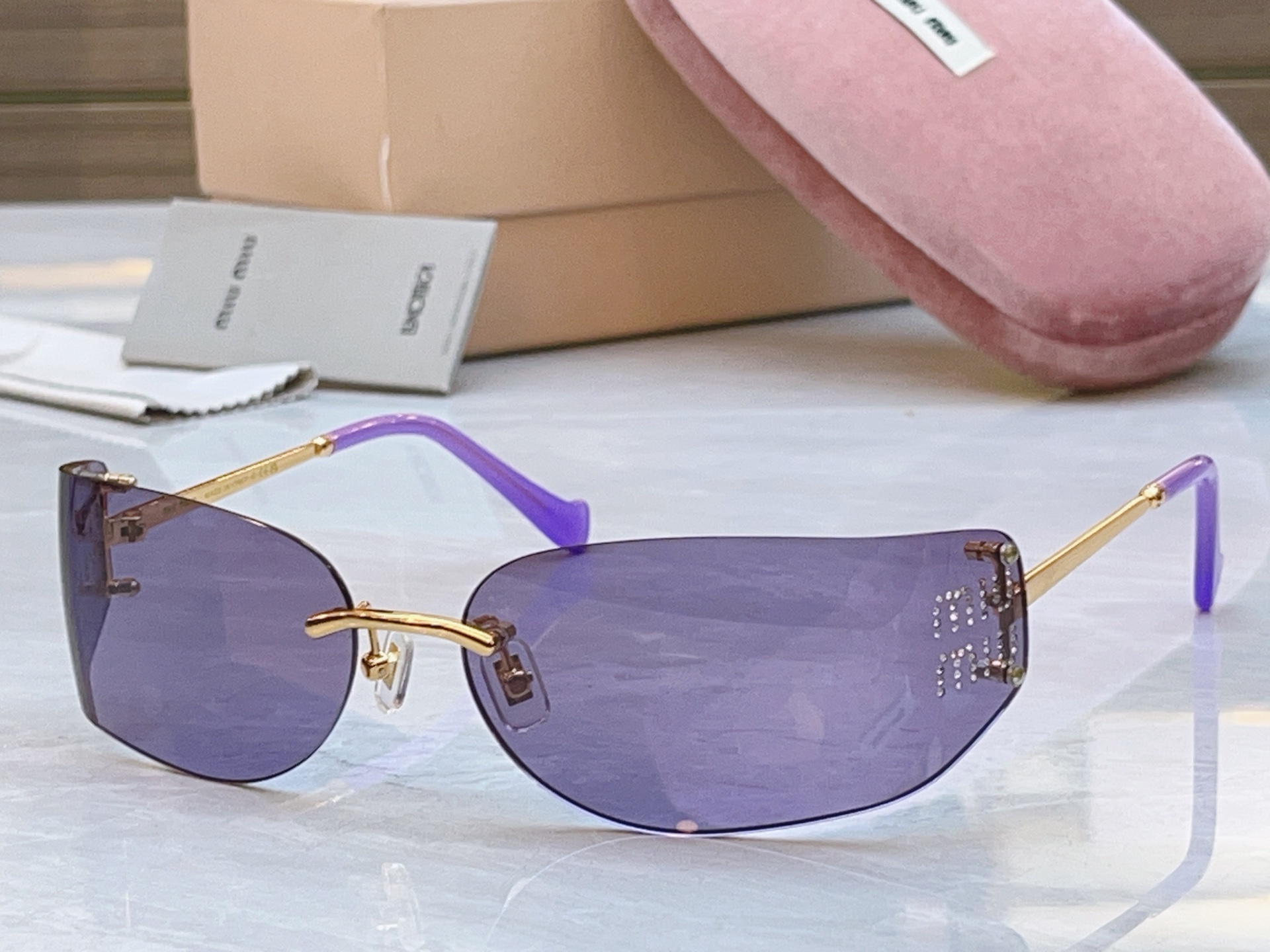 ，【MIUMI*】缪*缪新款太阳镜，Mod:MU 51SS，SIZE:51口16-125