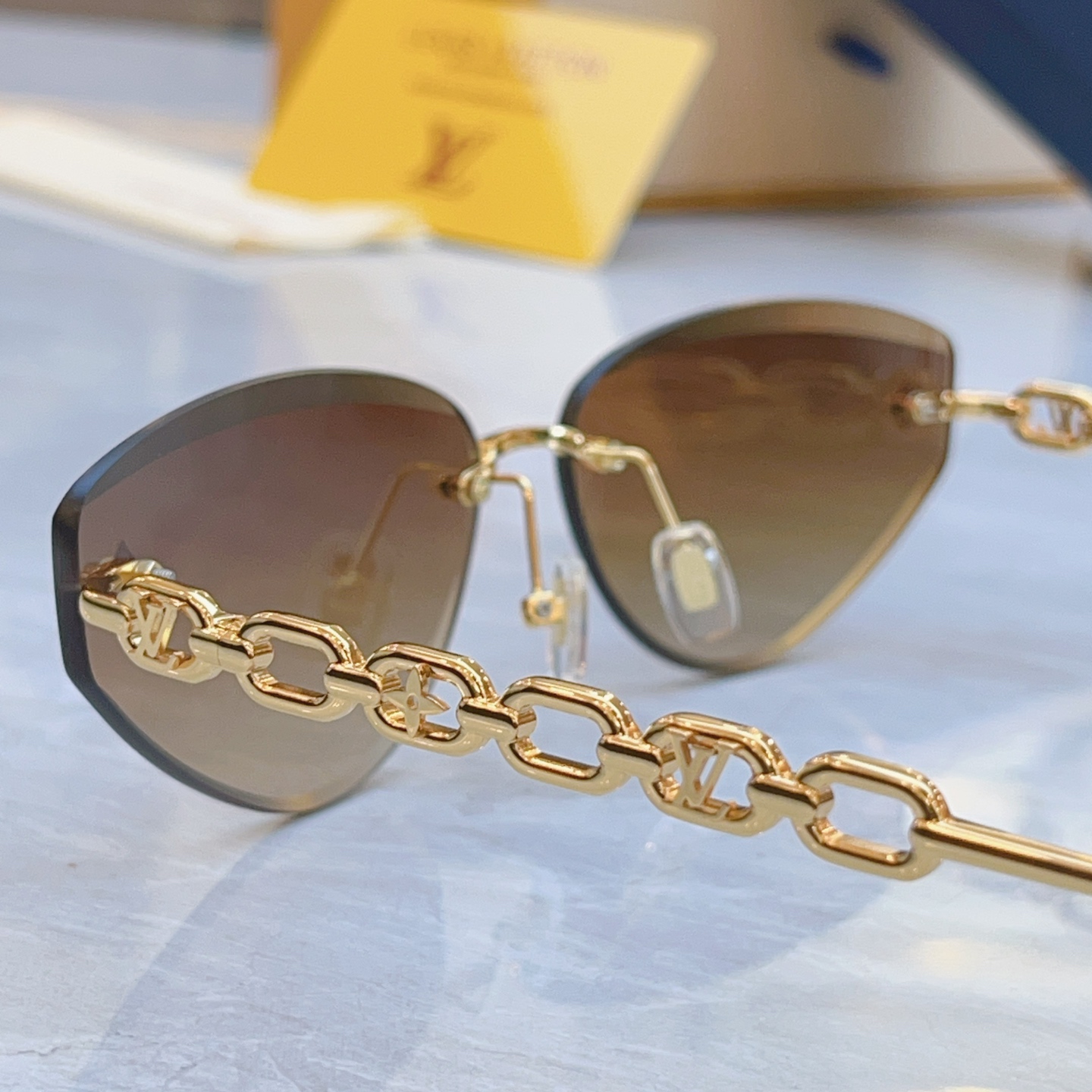 ，【LOUIS VUITTO*】路易*威登新款太阳镜，MODEL：Z3015U，SIZE：61口13-1