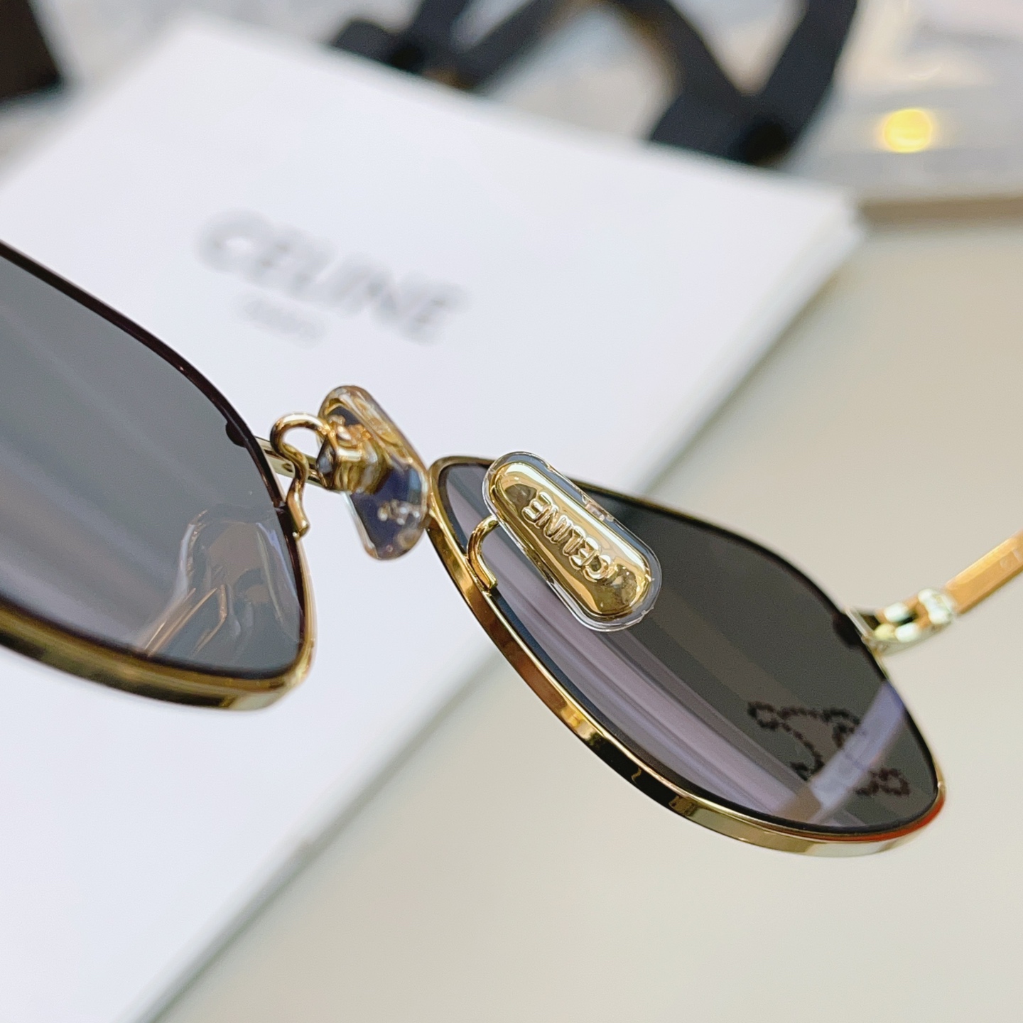 ，【CELIN*】赛*琳新款太阳镜， MODEL:CL40285U ，高版本✨，SIZE: 54口19-