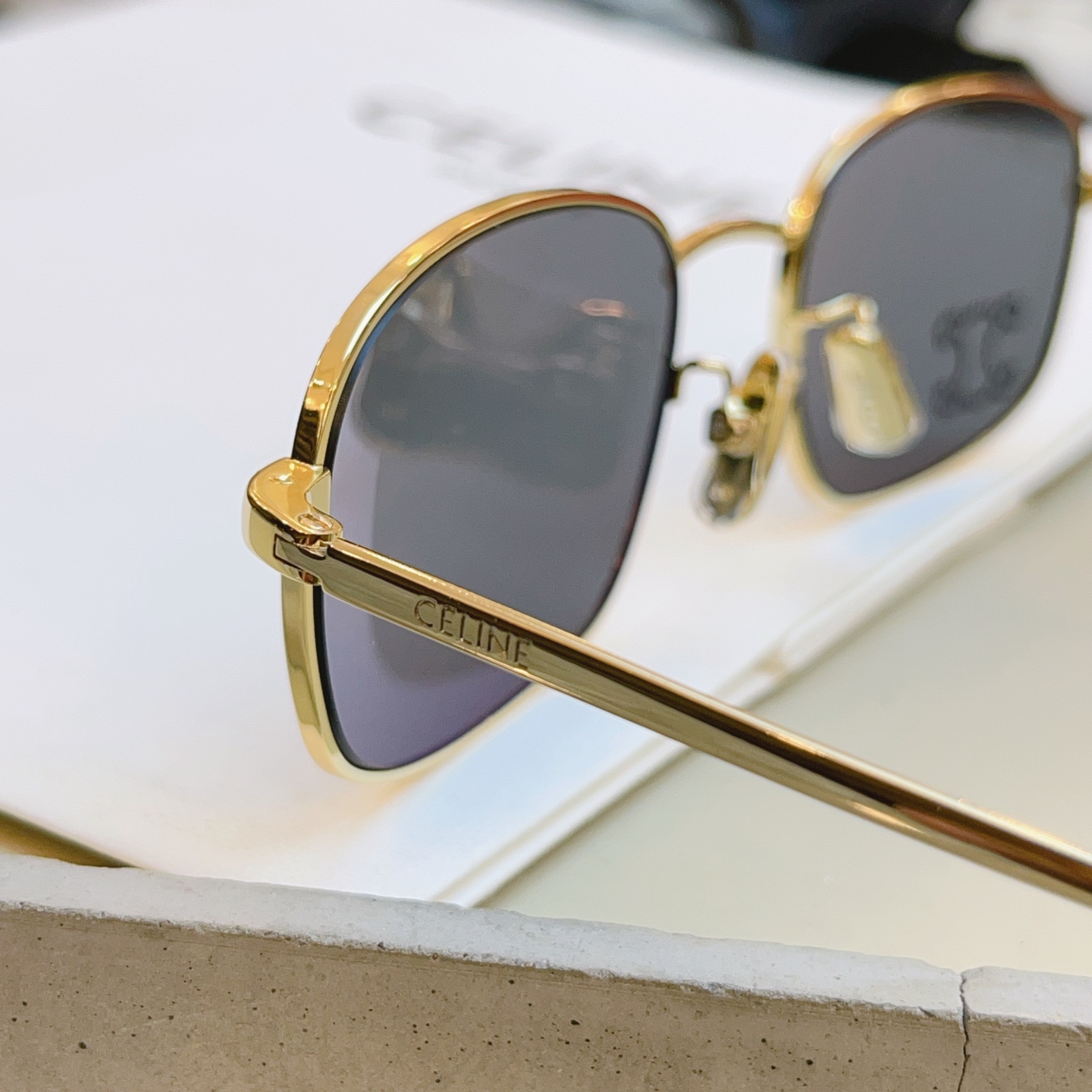 ，【CELIN*】赛*琳新款太阳镜， MODEL:CL40285U ，高版本✨，SIZE: 54口19-