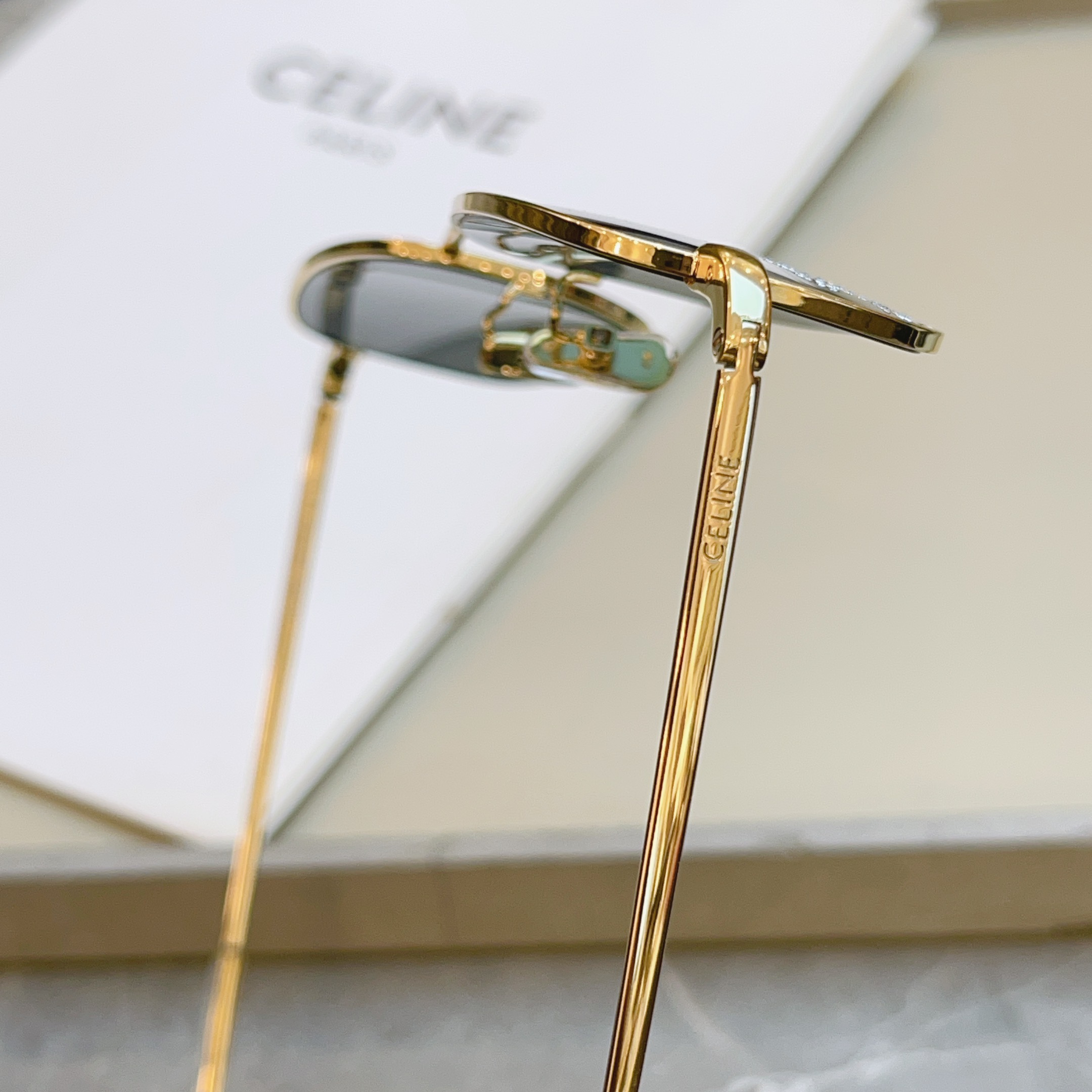 ，【CELIN*】赛*琳新款太阳镜， MODEL:CL40285U ，高版本✨，SIZE: 54口19-