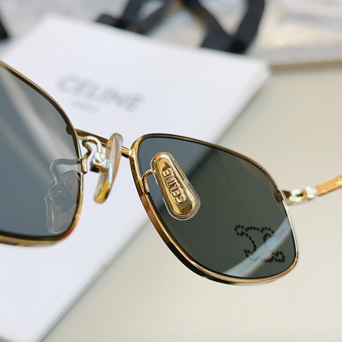 ，【CELIN*】赛*琳新款太阳镜， MODEL:CL40285U ，高版本✨，SIZE: 54口19-