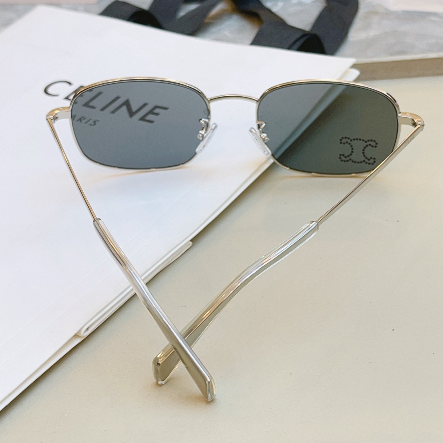 ，【CELIN*】赛*琳新款太阳镜， MODEL:CL40285U ，高版本✨，SIZE: 54口19-