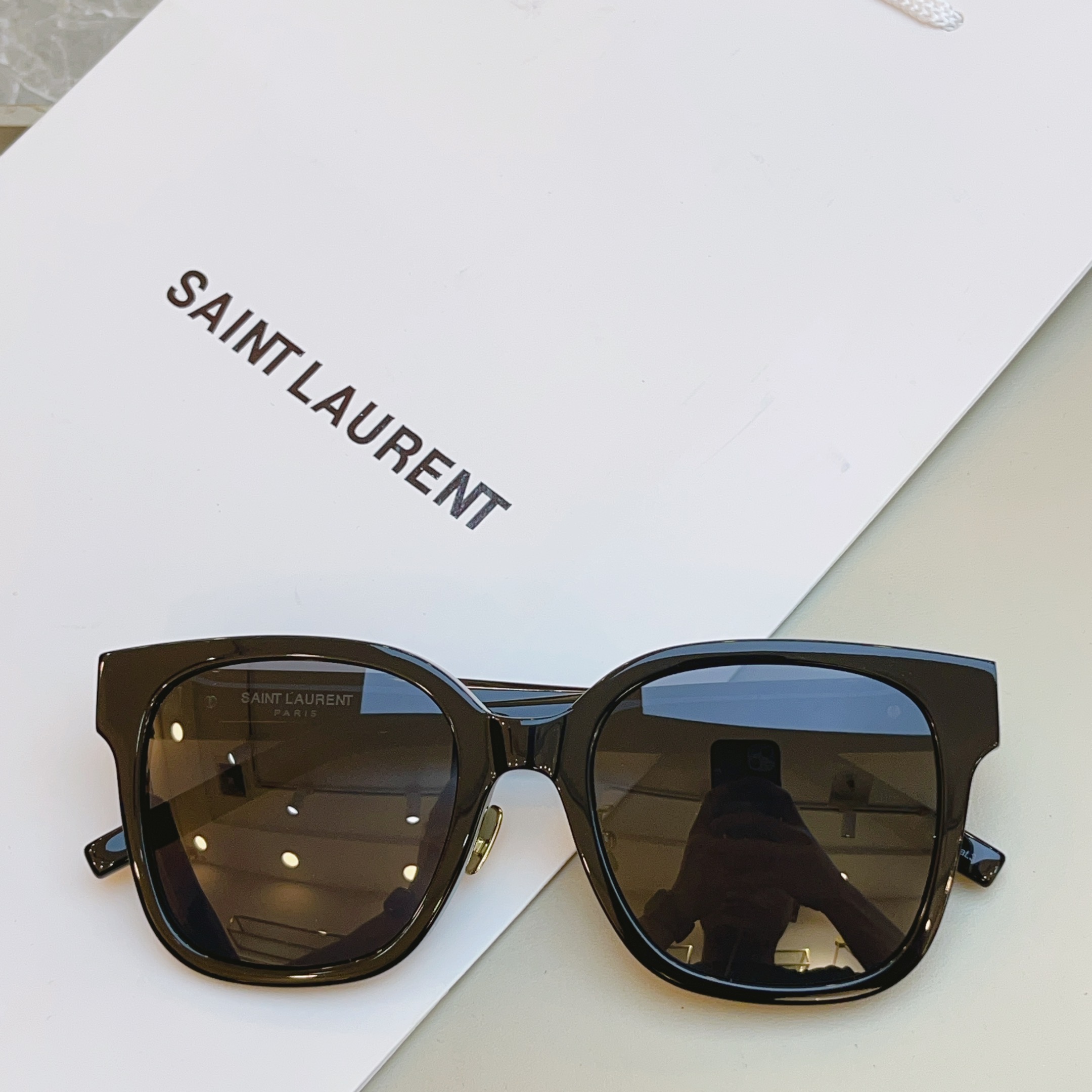 ，【SAINT LAUREN*】圣罗*兰新款太阳镜 高版本。MODEL：SL M105/F，SIZE：5