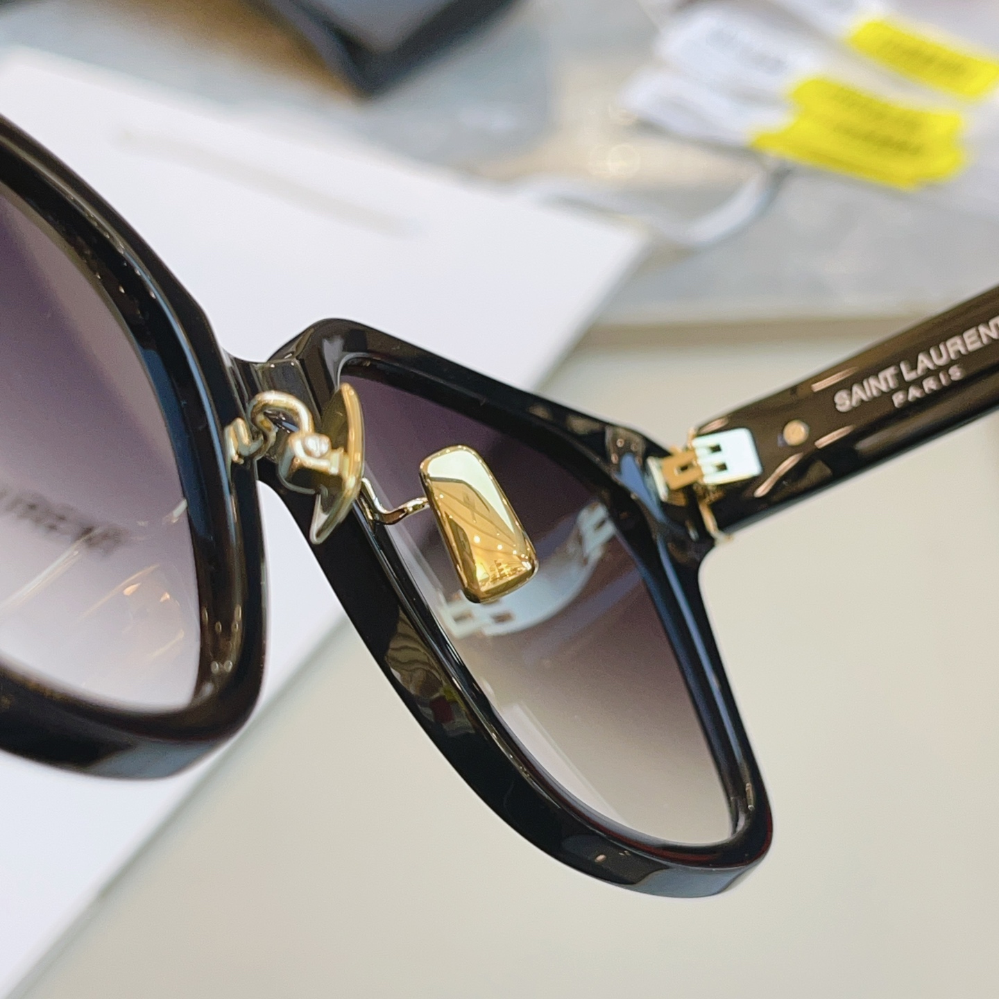 ，【SAINT LAUREN*】圣罗*兰新款太阳镜 高版本。MODEL：SL M105/F，SIZE：5