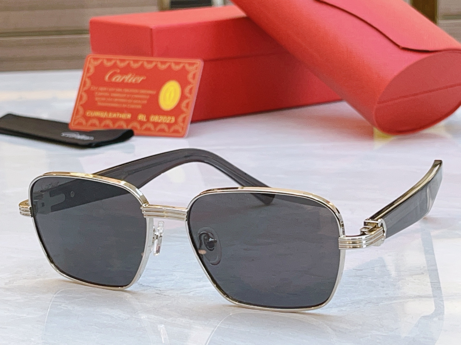 ，【CARTIE*】卡地*亚新款太阳镜🕶️，Mod:CT0533S，Size:55口17-145