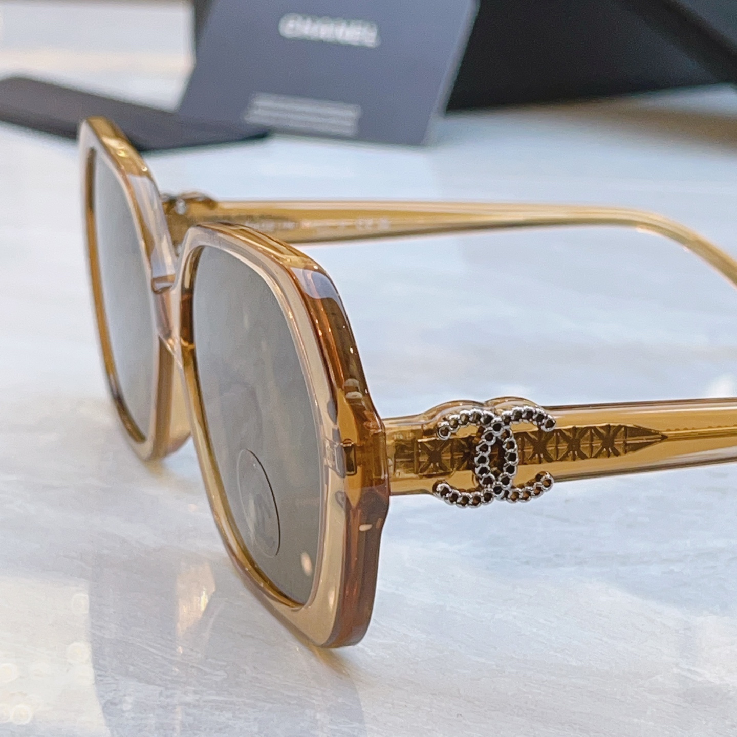 ，【CHANE*】香奈儿新款太阳镜🕶️，MODEL：CH3496，SIZE：55口18-145