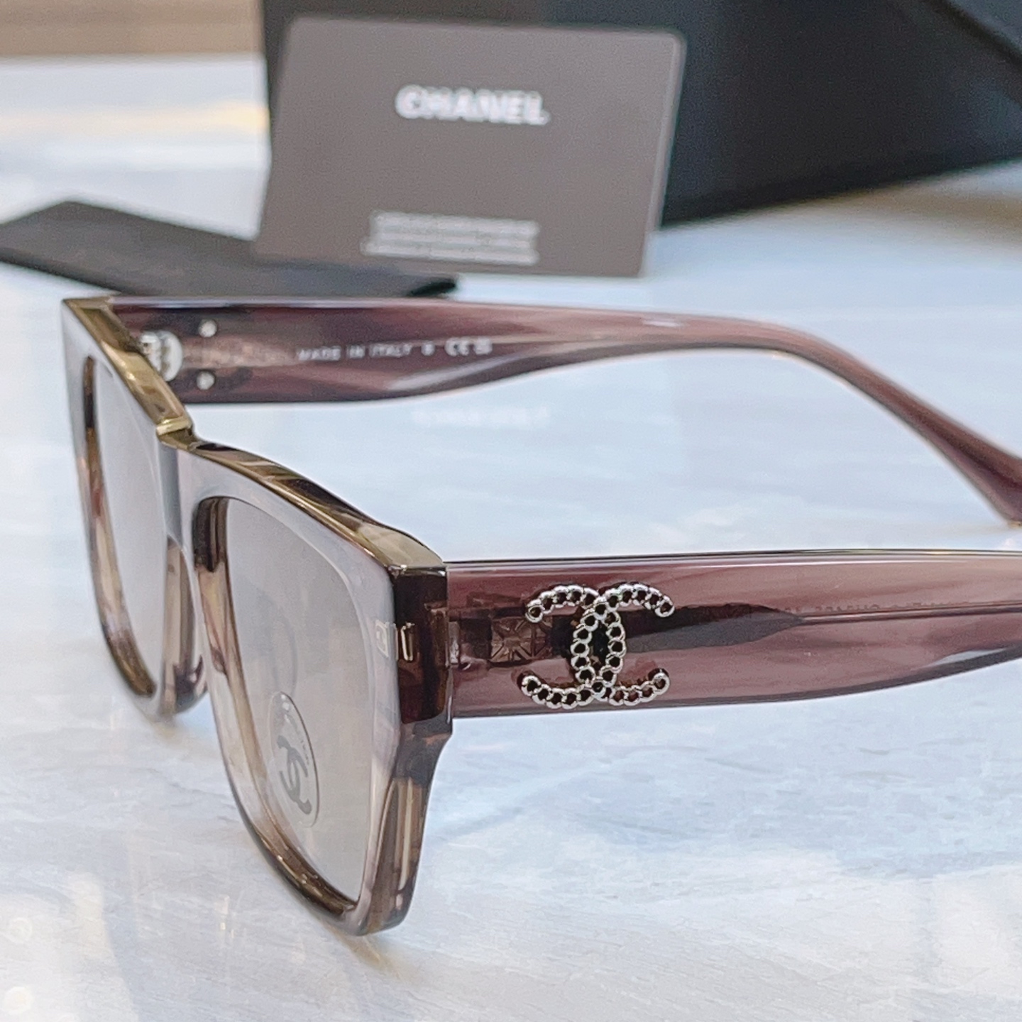 ，【CHANE*】香奈儿新款太阳镜🕶️，MODEL：CH3495，SIZE：55口17-145