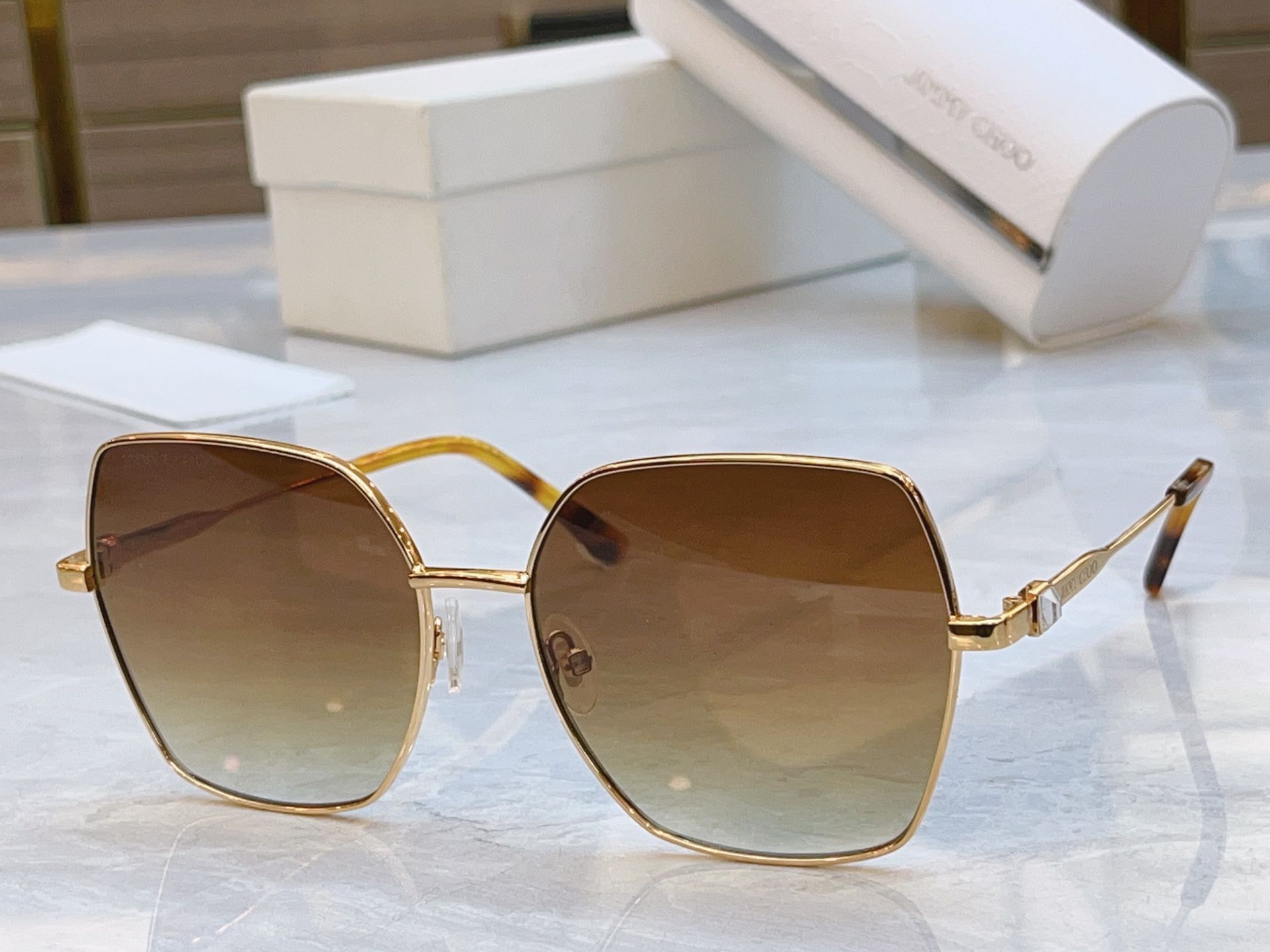 ，【JIMMY CHO*】吉米*周新款太阳镜，MODEL：JCREYES/S，SIZE：59口17-14