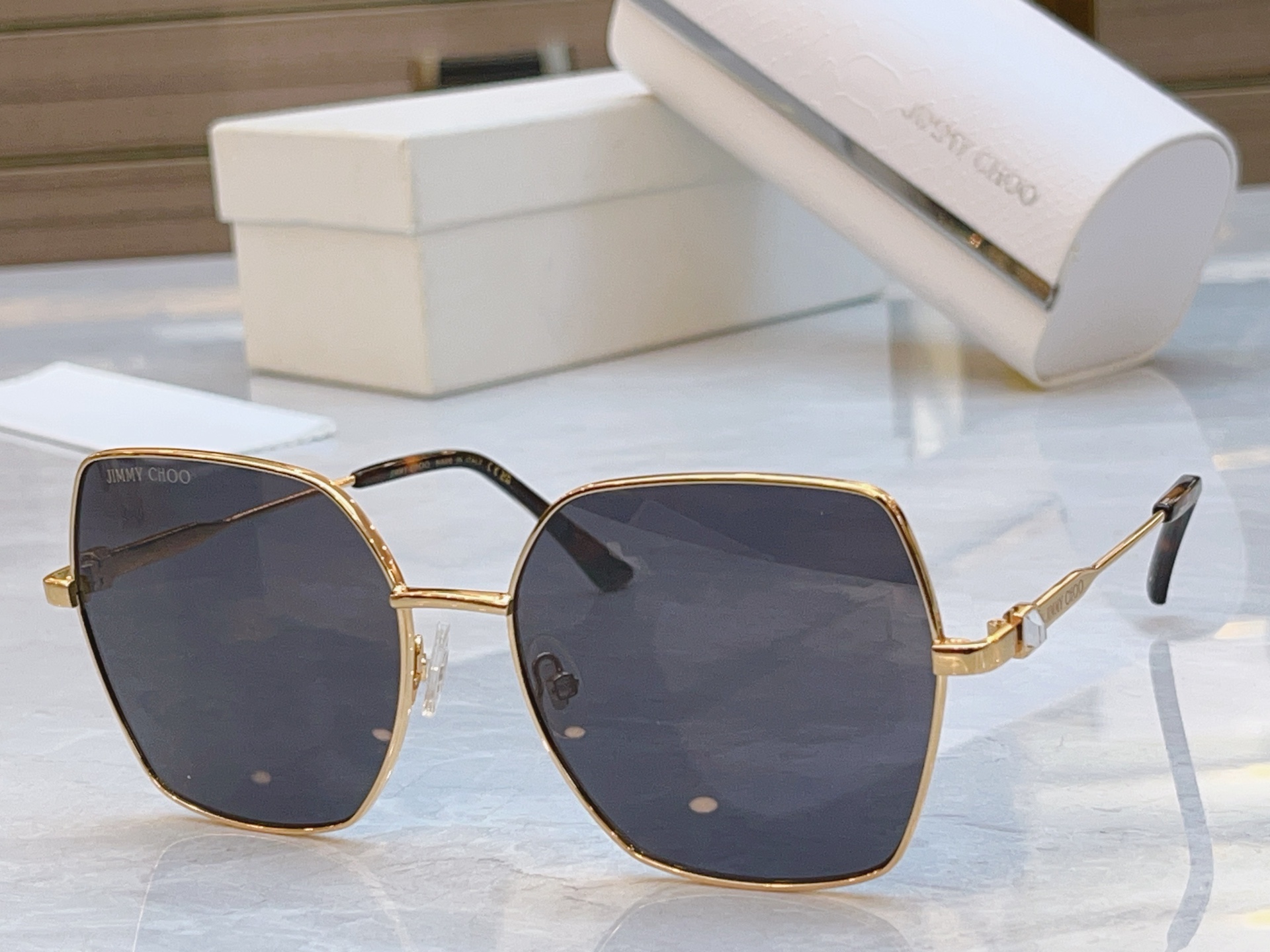 ，【JIMMY CHO*】吉米*周新款太阳镜，MODEL：JCREYES/S，SIZE：59口17-14
