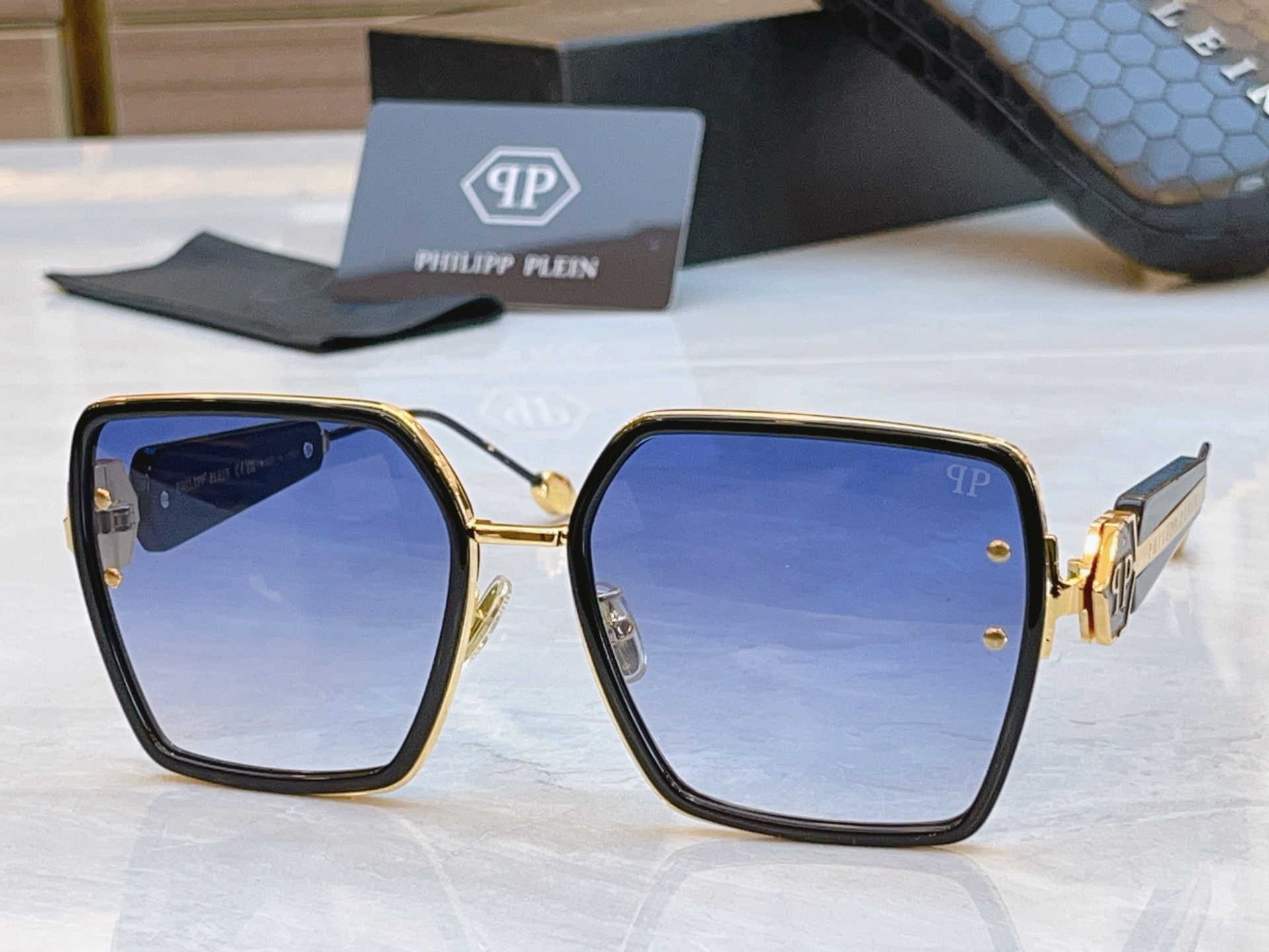 ，【PhiliPPPlei*】新款太阳镜，Mod：SPV，Size：59口17-142