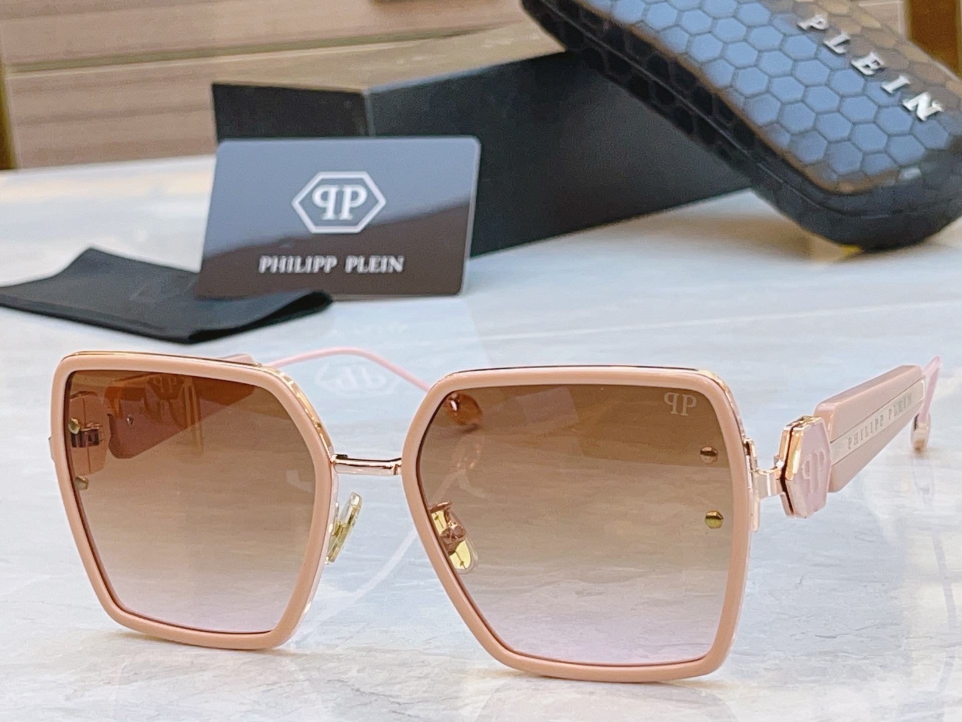 ，【PhiliPPPlei*】新款太阳镜，Mod：SPV，Size：59口17-142