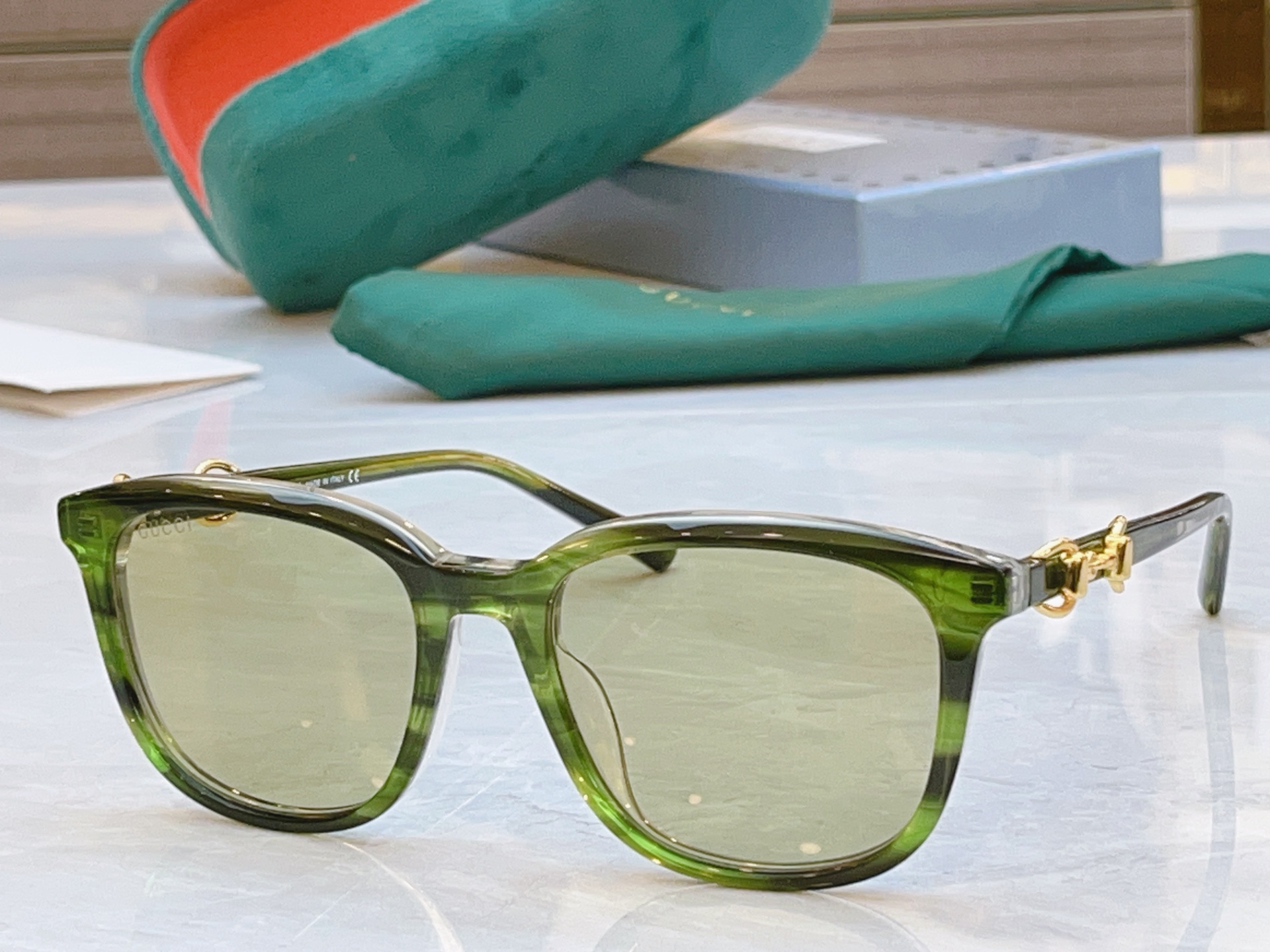 ，【GUCC*】古*驰新款太阳镜🕶️，MODEL：GG2057SK，SIZE：54口19-145